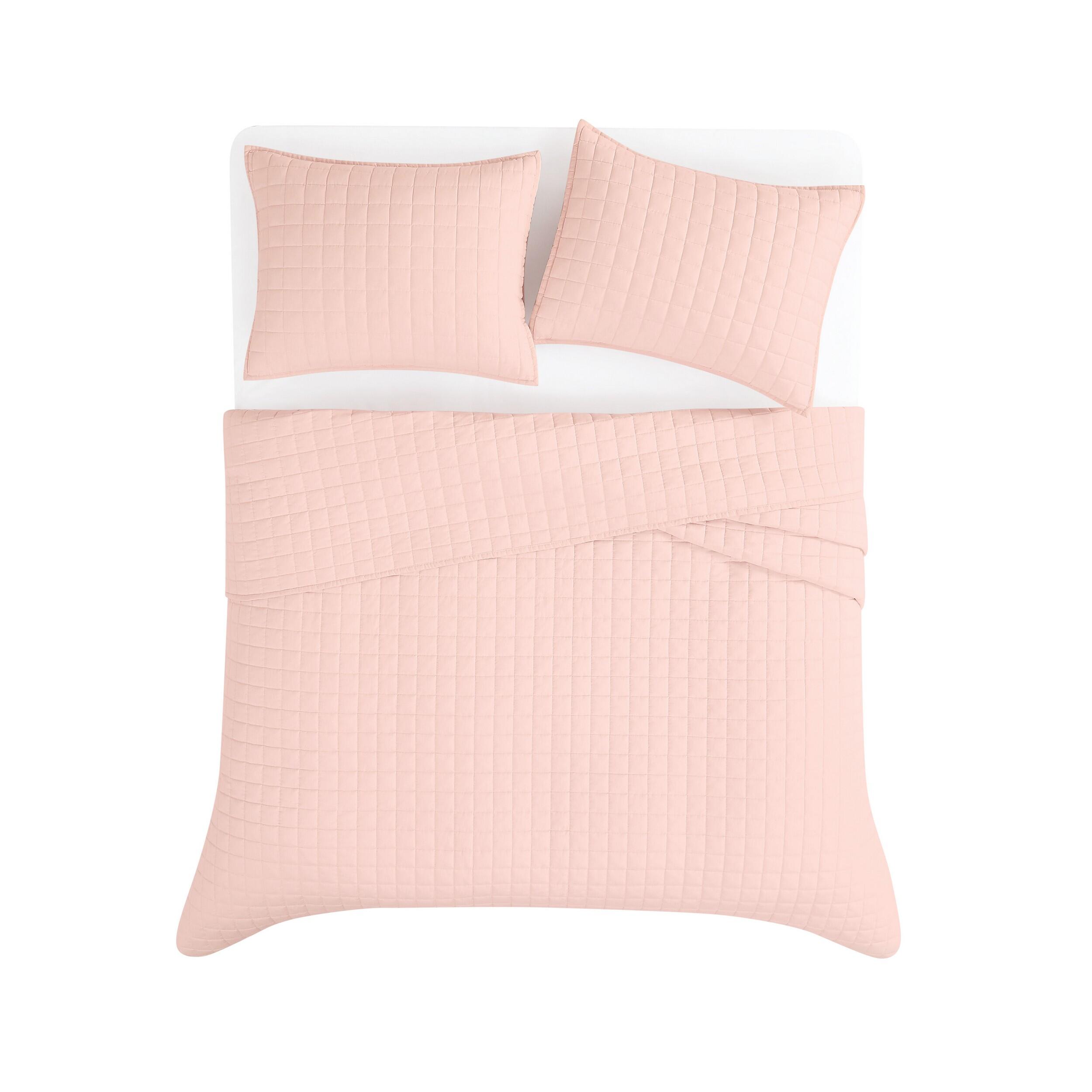 Brooklyn Loom Solid 3-Piece Full/Queen Quilt Set, Blush, large