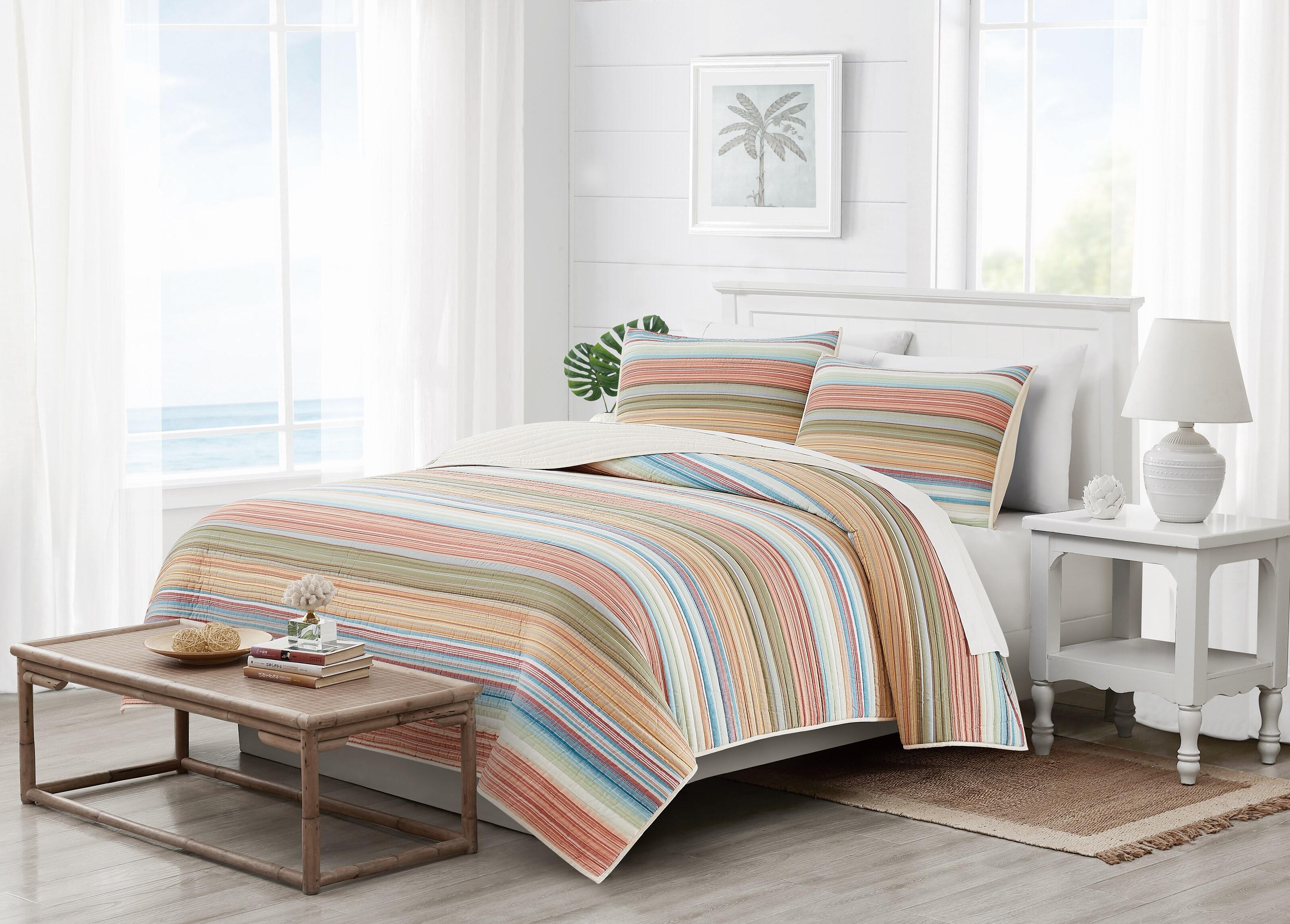 Oceanfront Resort Palm Beach 3-Piece King Quilt Set, Multi, large