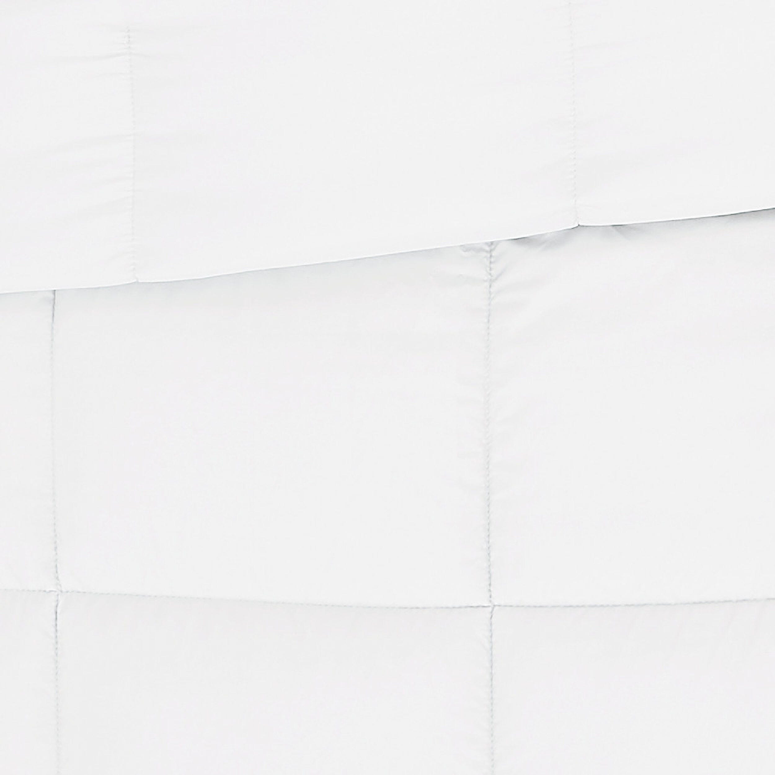 Swatch color White 