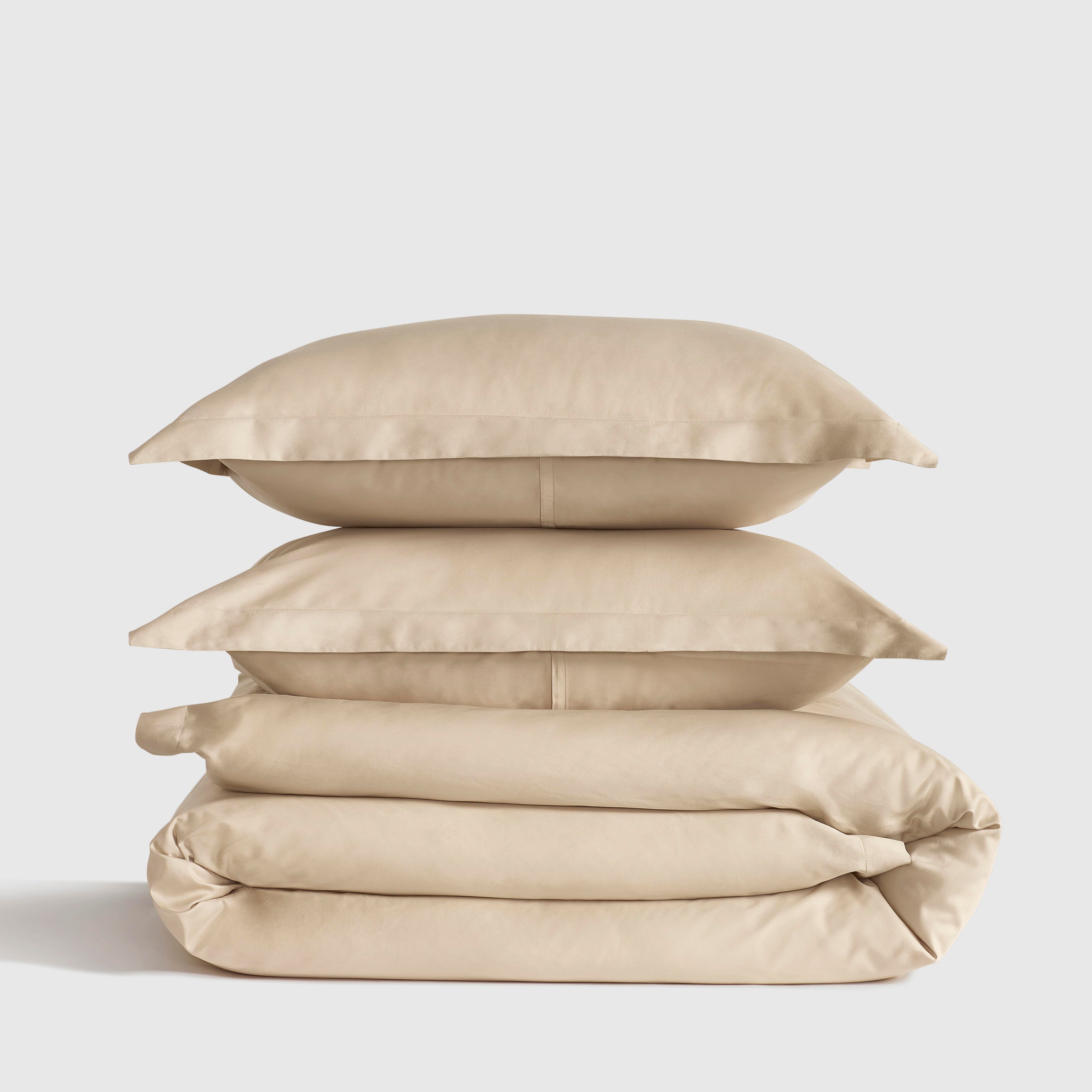 J. Queen New York Premier Sateen 3 Piece Full/Queen Duvet Cover Set, Pale Gold, rollover