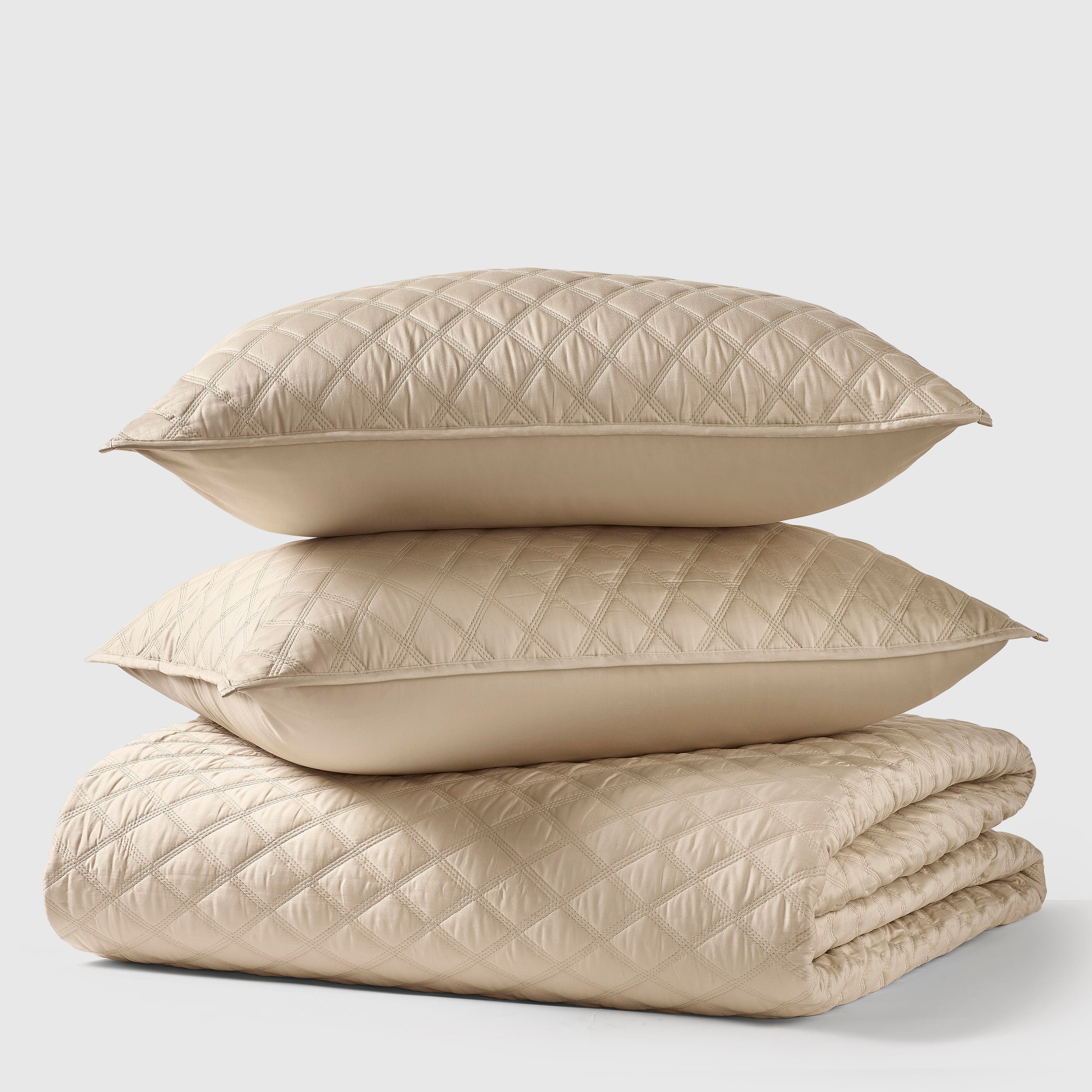 J. Queen New York Premier Sateen 3 Piece Full/Queen Quilt Set, Pale Gold, rollover