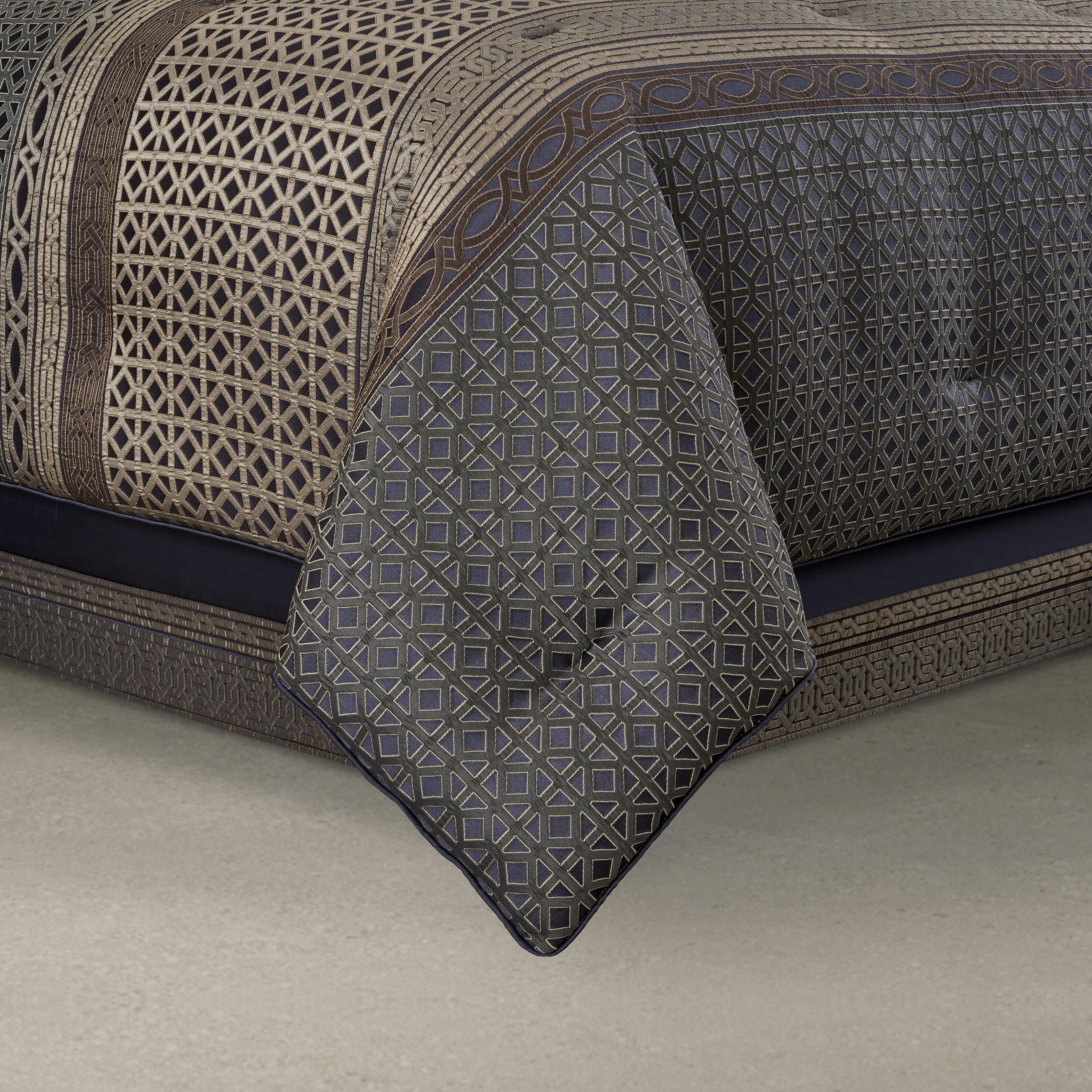 J. Queen New York Alaro 4 Piece King Comforter Set, Slate, large