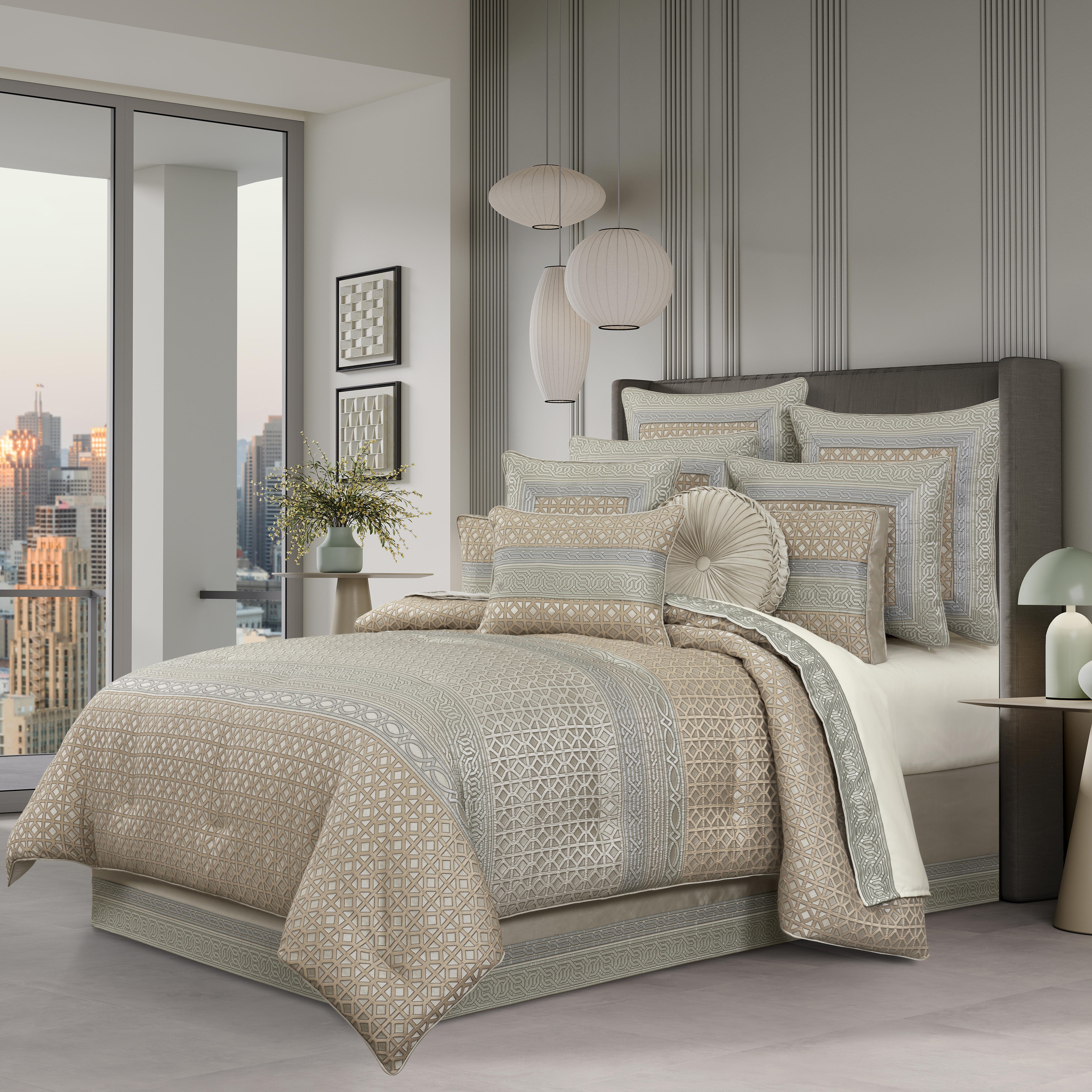J. Queen New York Alaro Euro Sham, , large