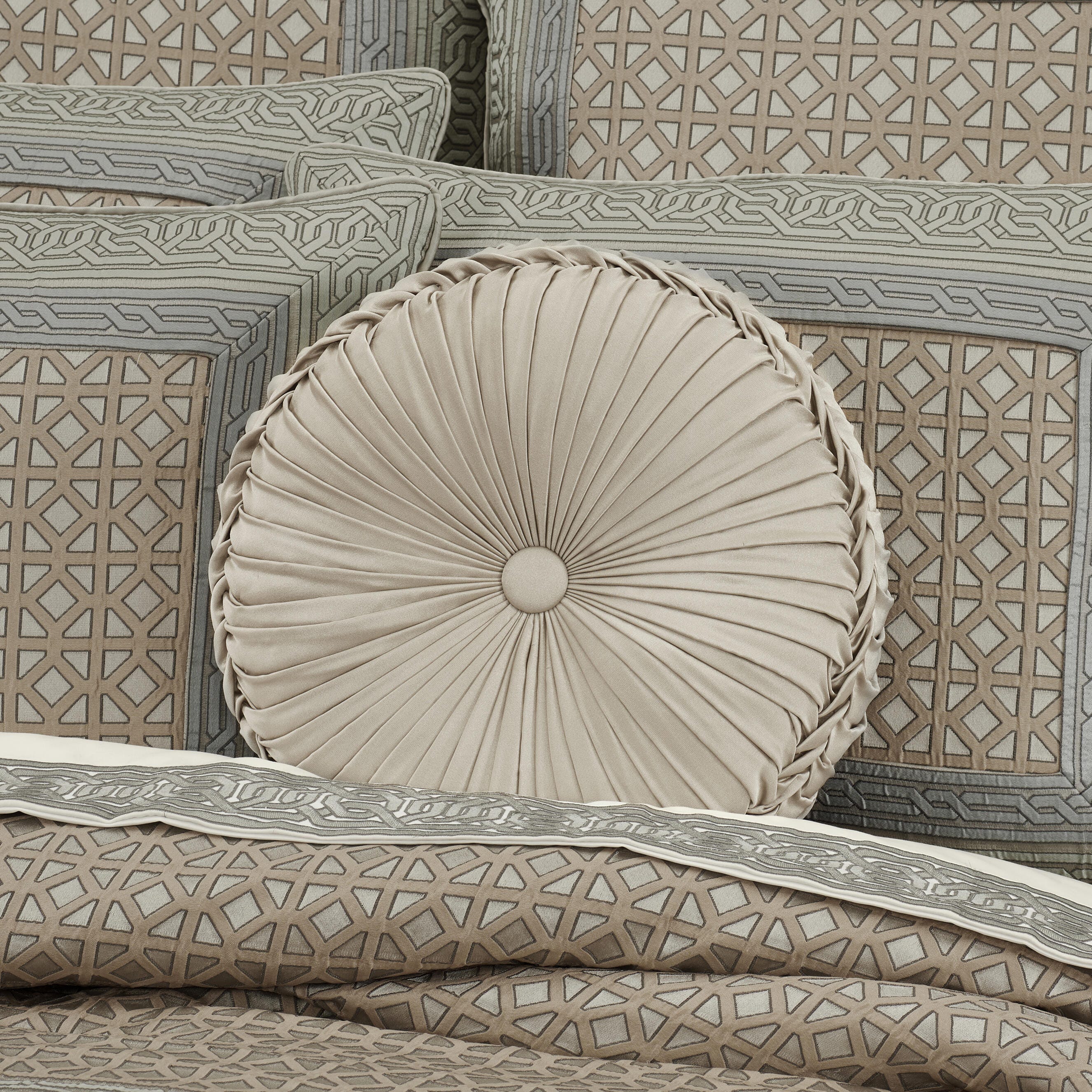 J. Queen New York Alaro Round Decorative Throw Pillow, , rollover