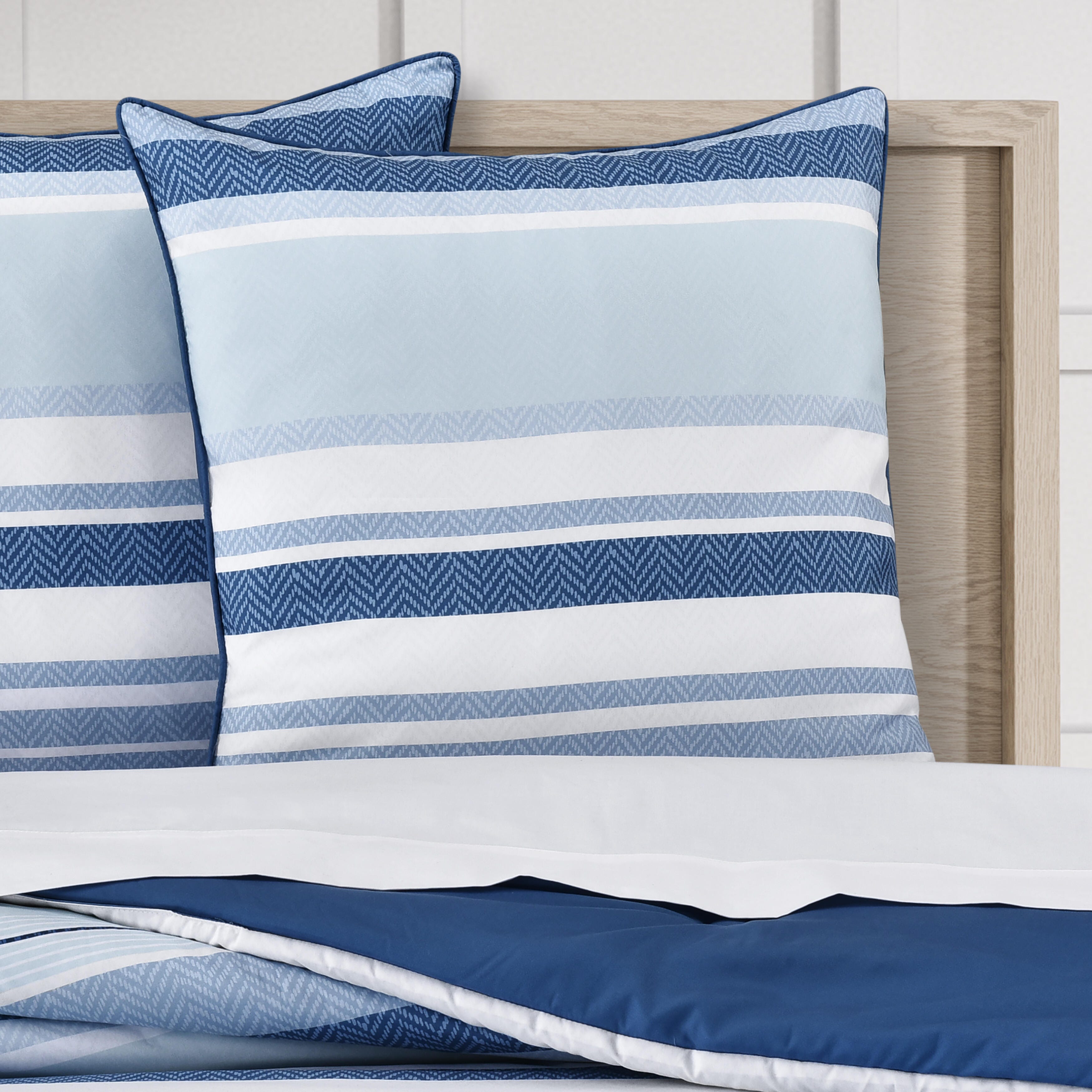Royal Court Carson Euro Sham, , large