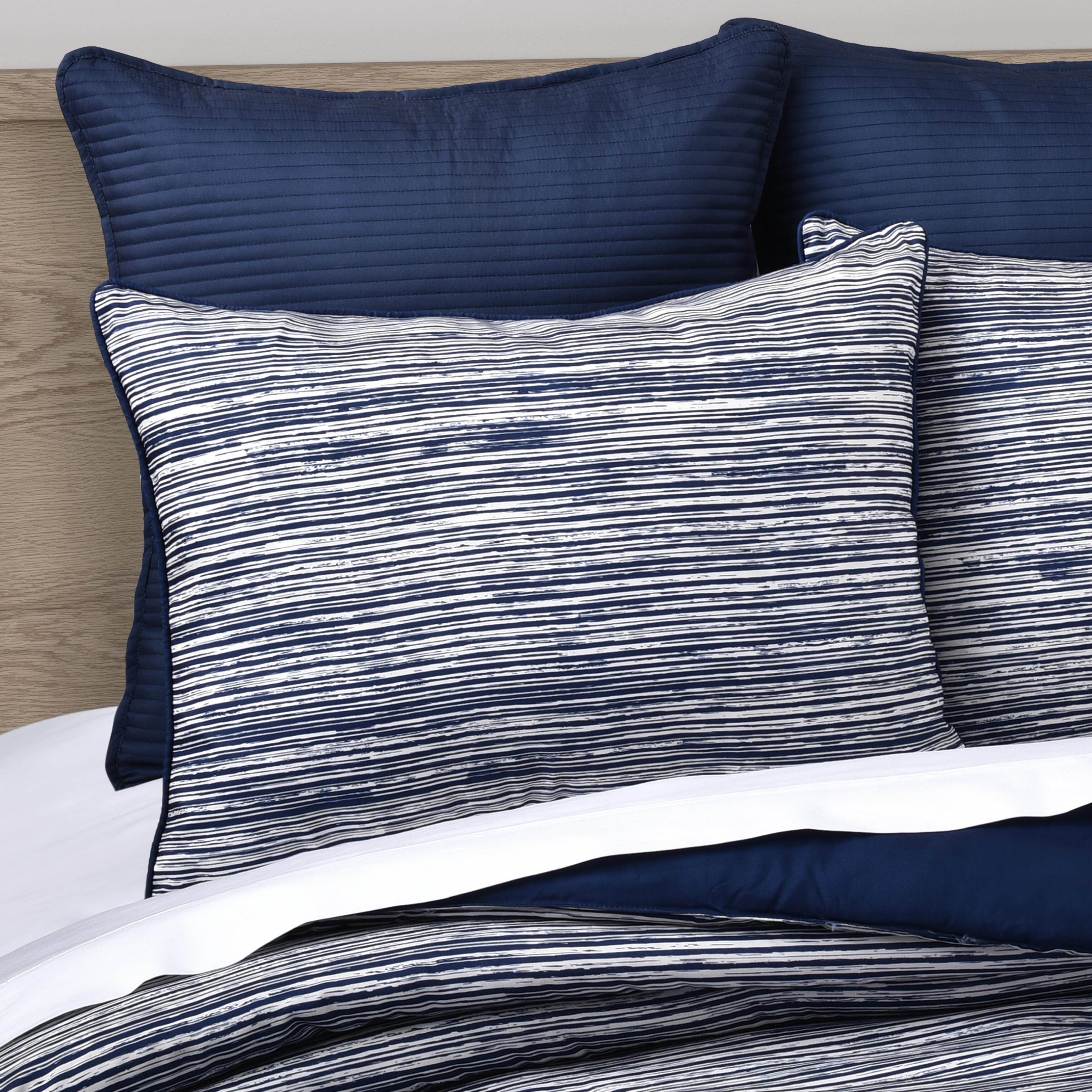 Royal Court Dalton 3 Piece King/California King Comforter Set, Navy, large