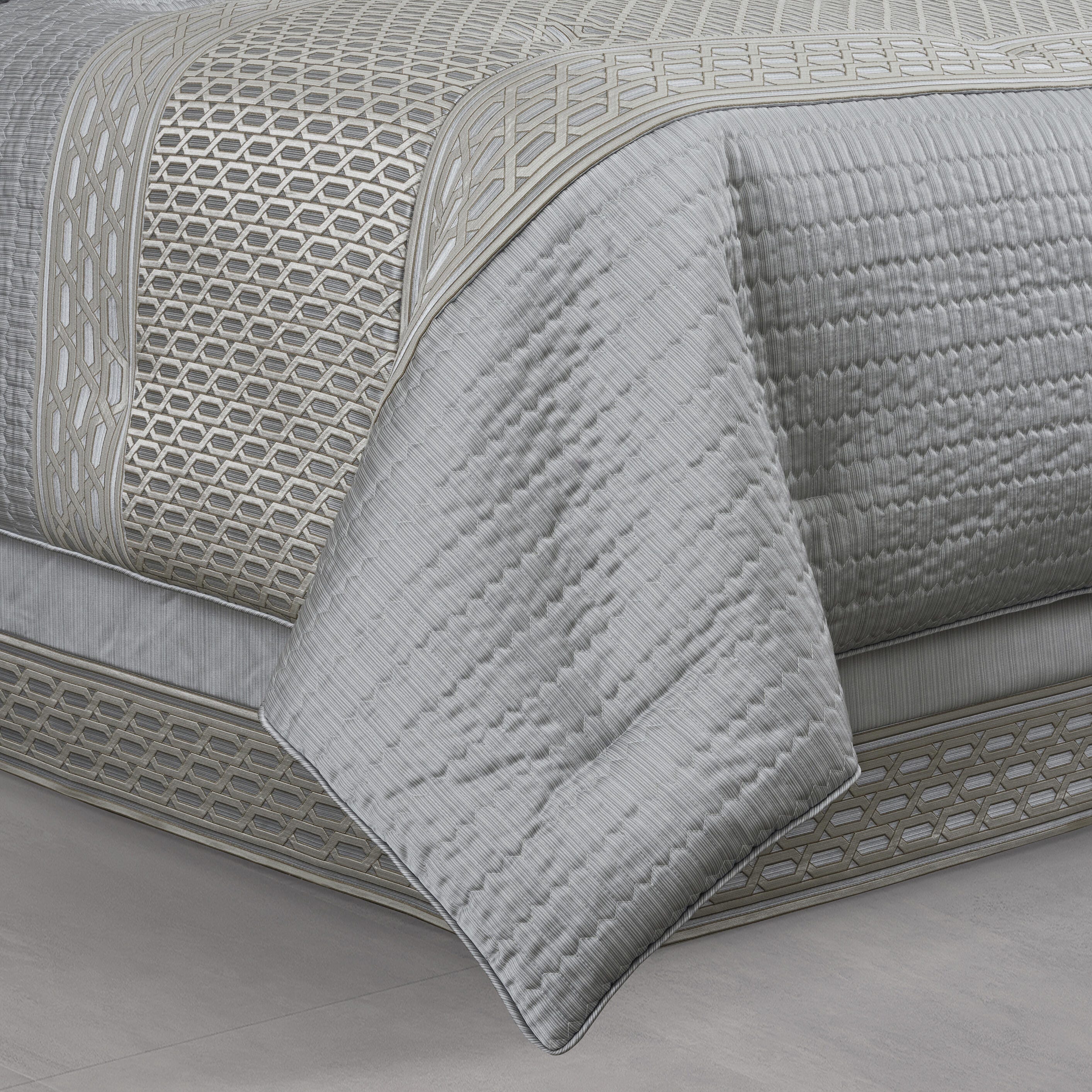 J. Queen New York Metropolitan 4 Piece King Comforter Set, Cloud, large