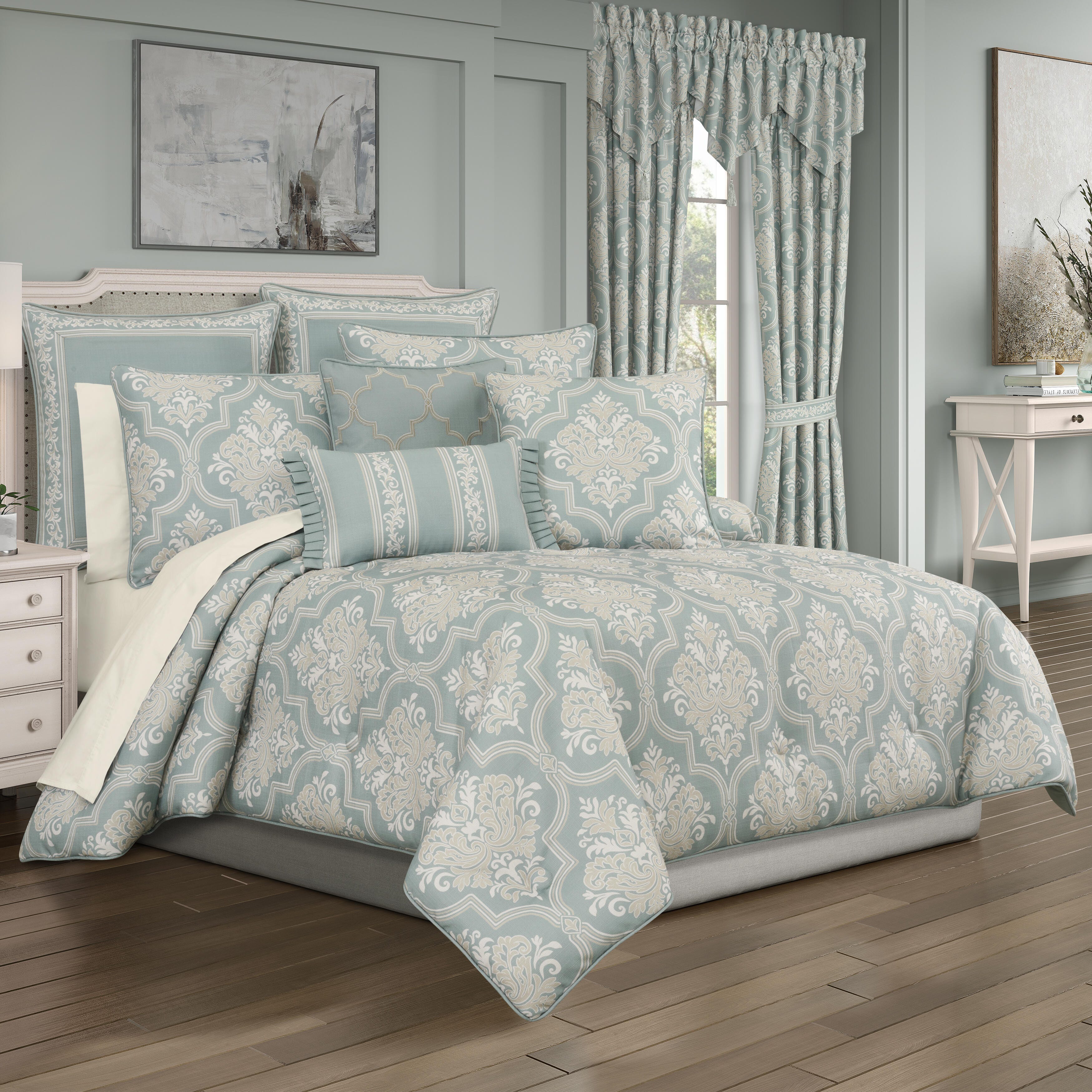 Royal Court Tranquility 3 Piece King/California King Comforter Set, Aqua, large