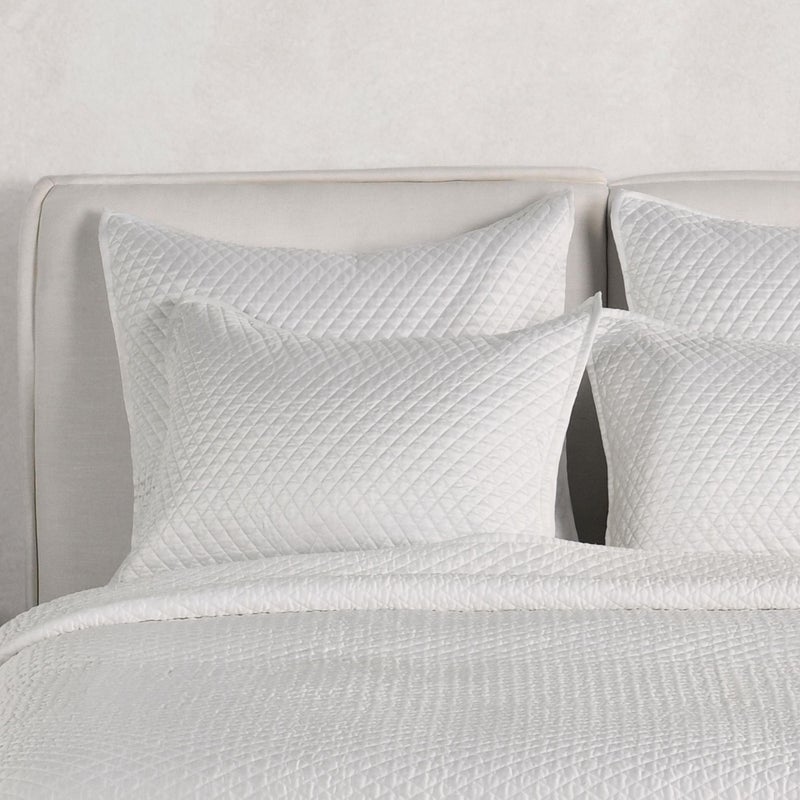 Ashley Luxe King Diamond-Quilted Sateen Quilt & Sham Set