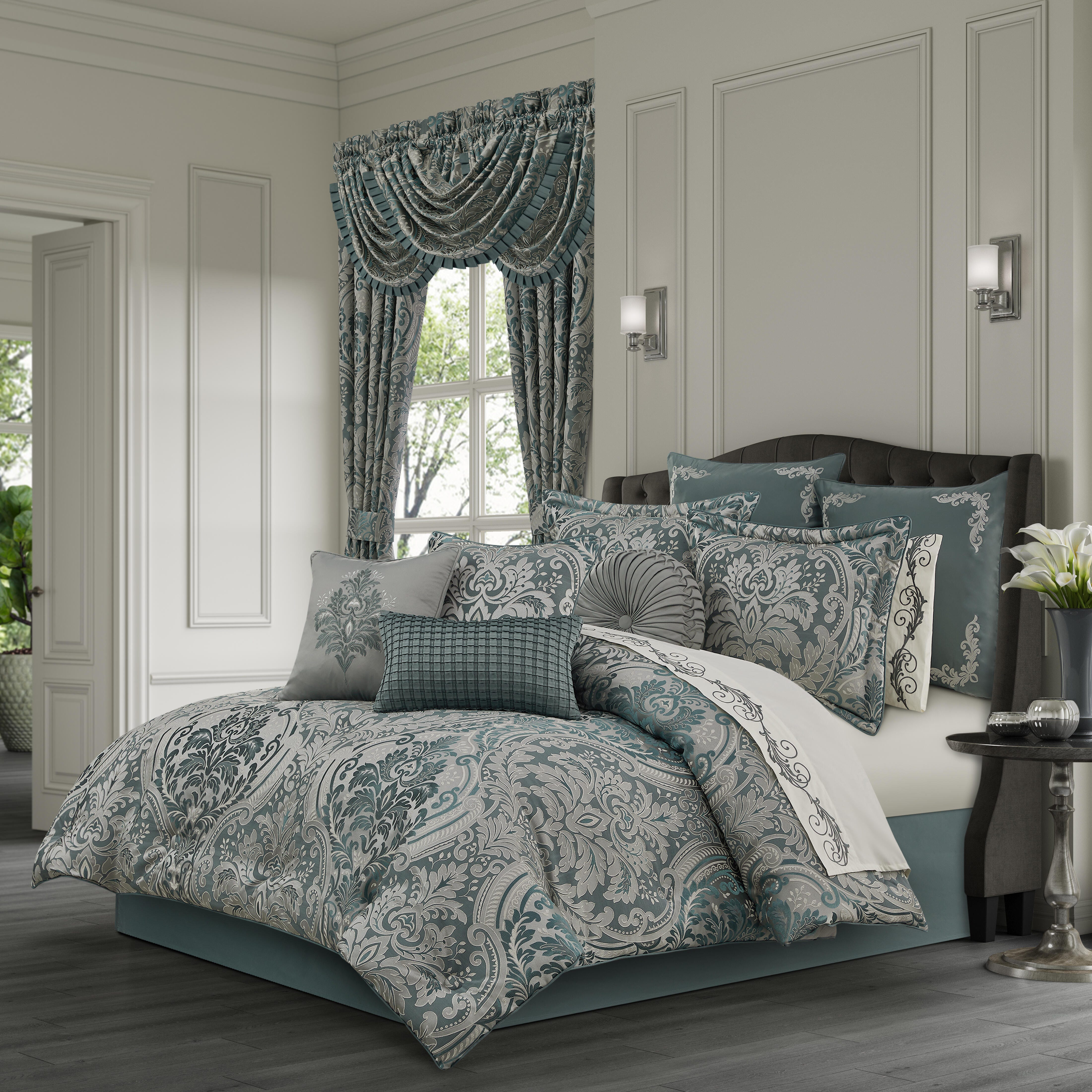 J. Queen New York Renata 4-Piece California King Comforter Set, Teal, large