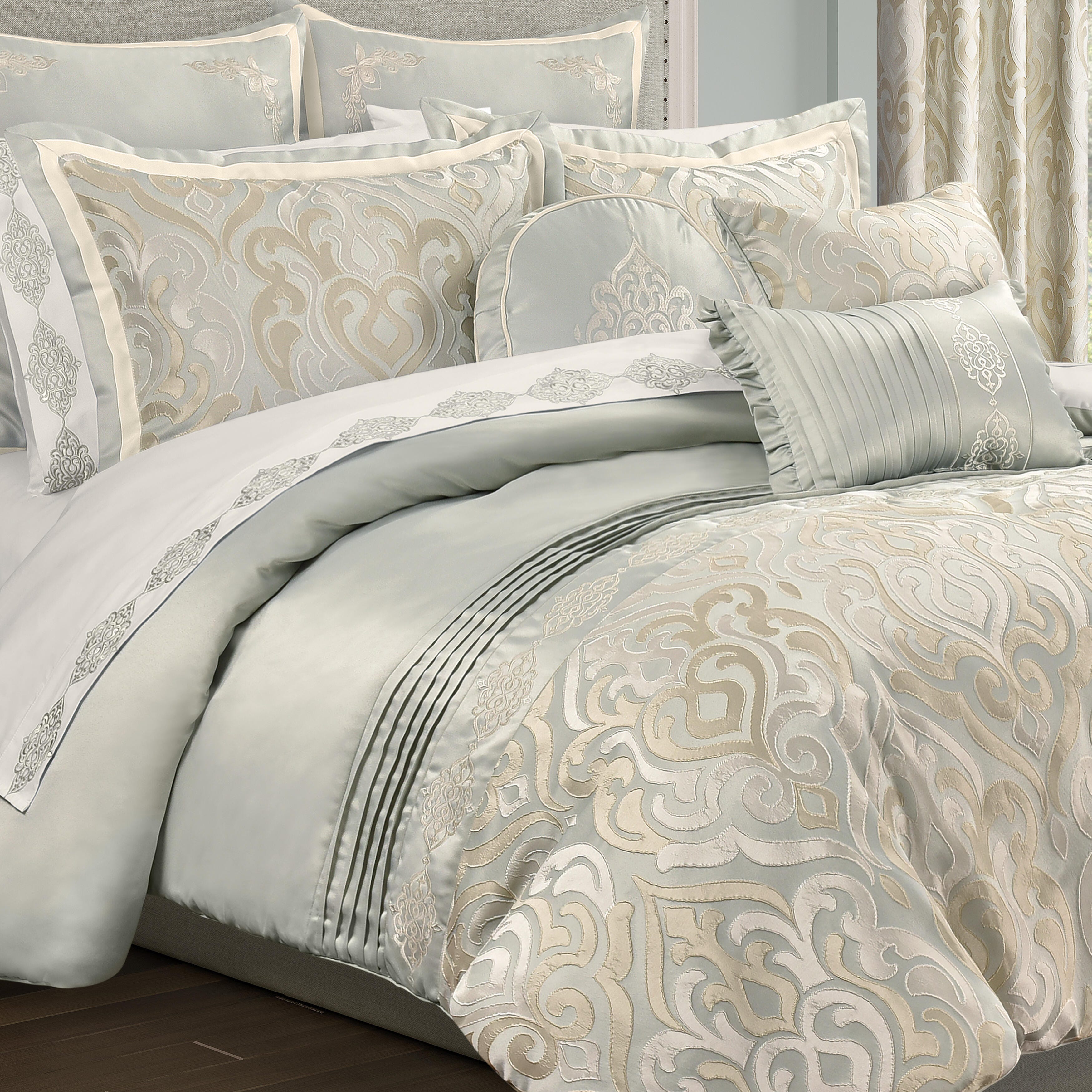 Royal Court Calmfield Square Decorative Throw Pillow, , large