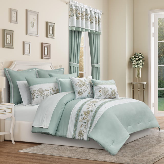 Royal Court Spring Social 3-Piece Full/Queen Comforter Set