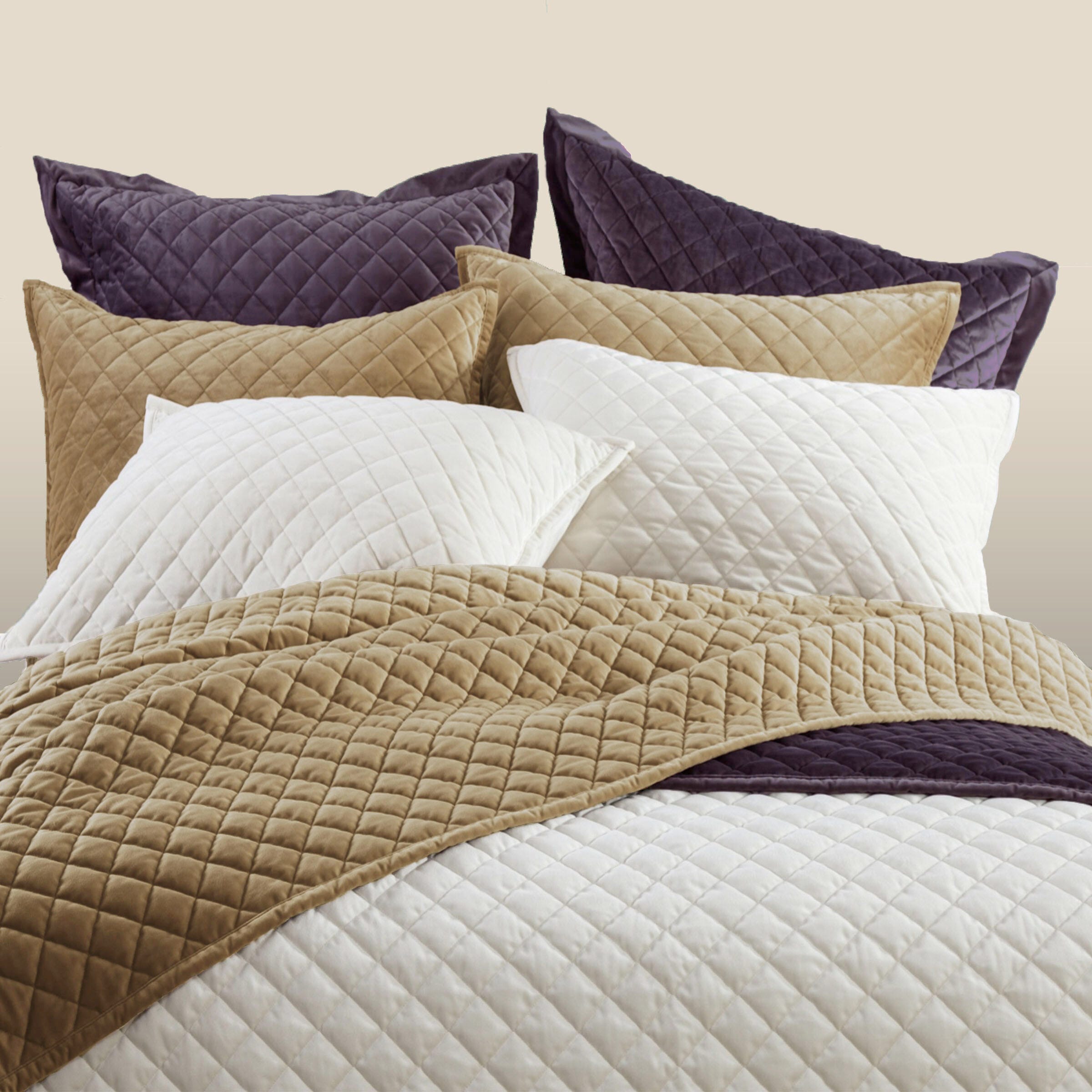HiEnd Accents 3- Piece Queen Quilt Set, Oatmeal, large