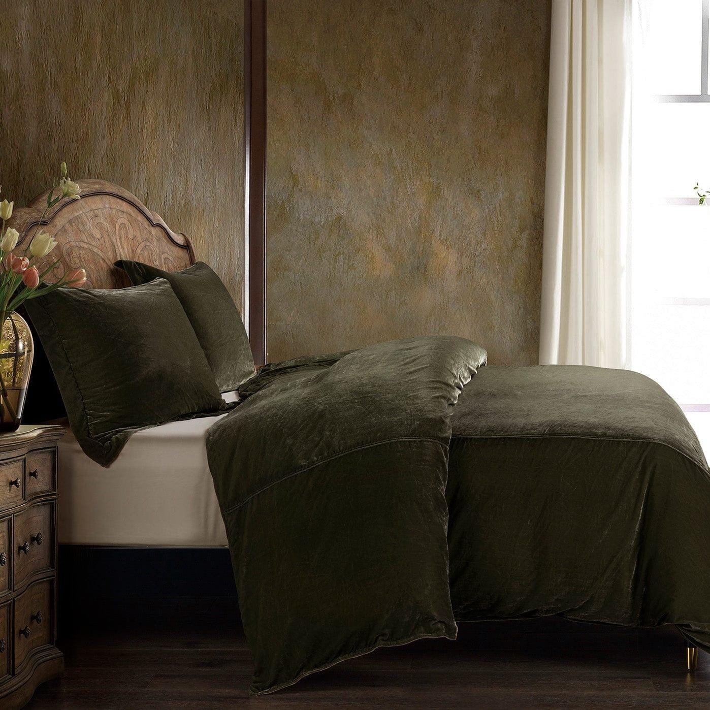 HiEnd Accents Stella 3- Piece Queen Duvet Cover Set, Fern Green, large