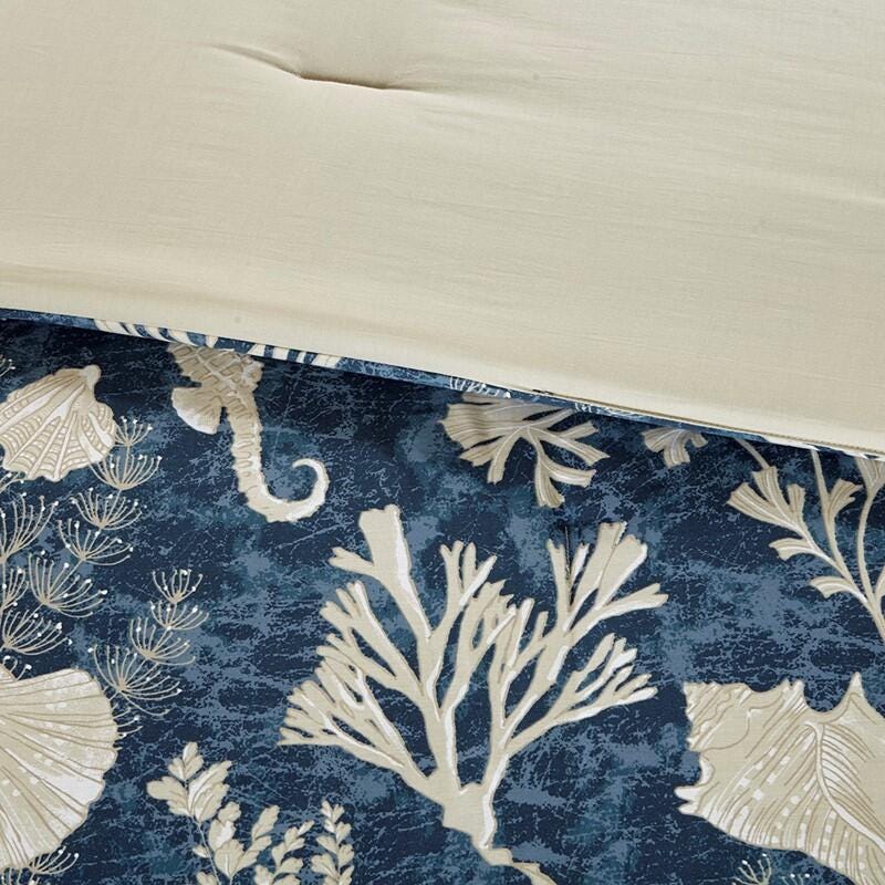 Madison Park Cape Cod 7-Piece Queen Comforter Set, , swatch