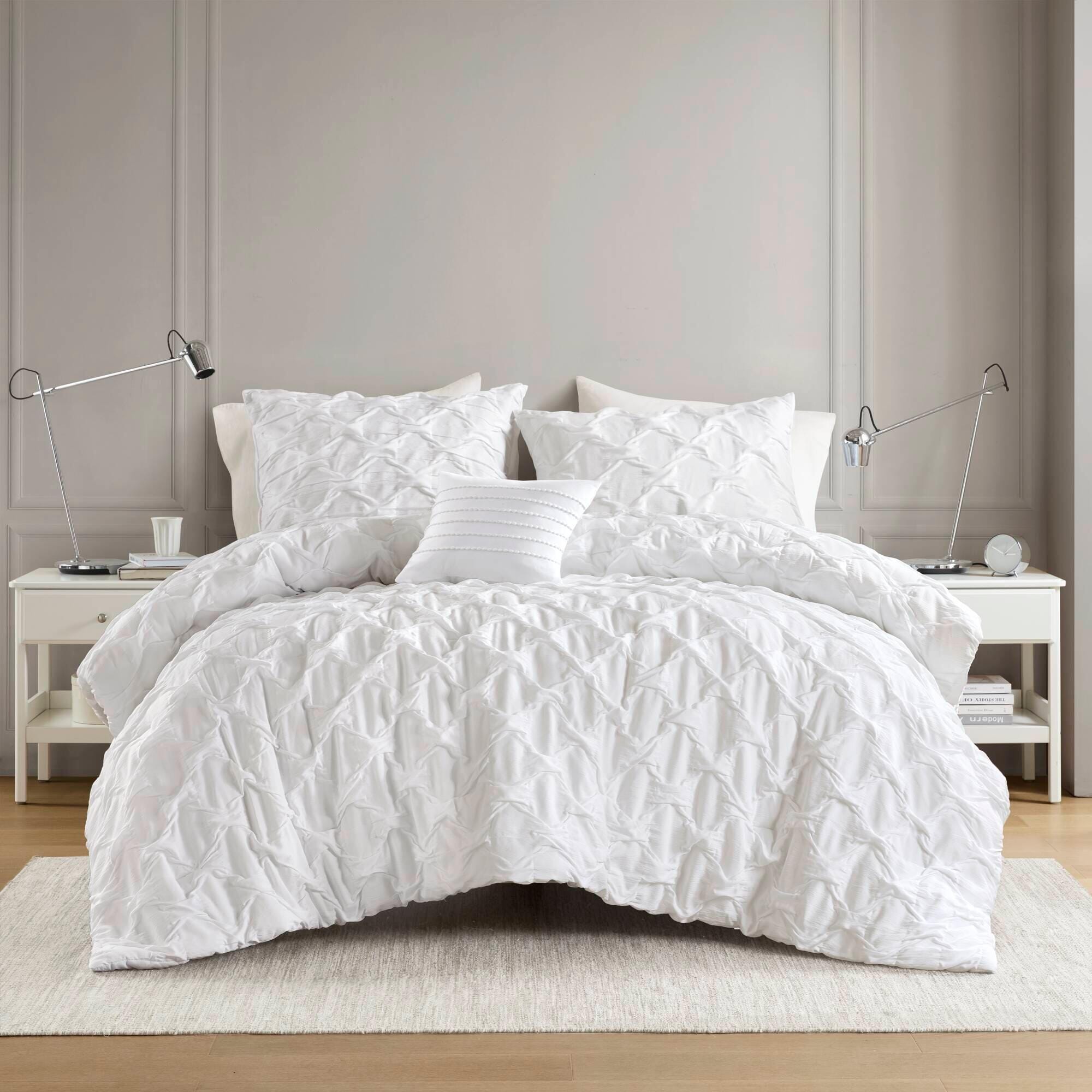 Super Listing Bailey 4-Piece King/California King Comforter Set, White, large