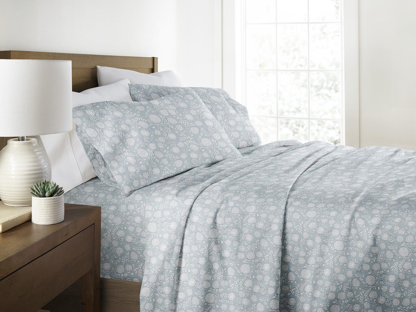 iEnjoy Home Bohemian Garden 4 Piece King Sheet Set, Blue, large