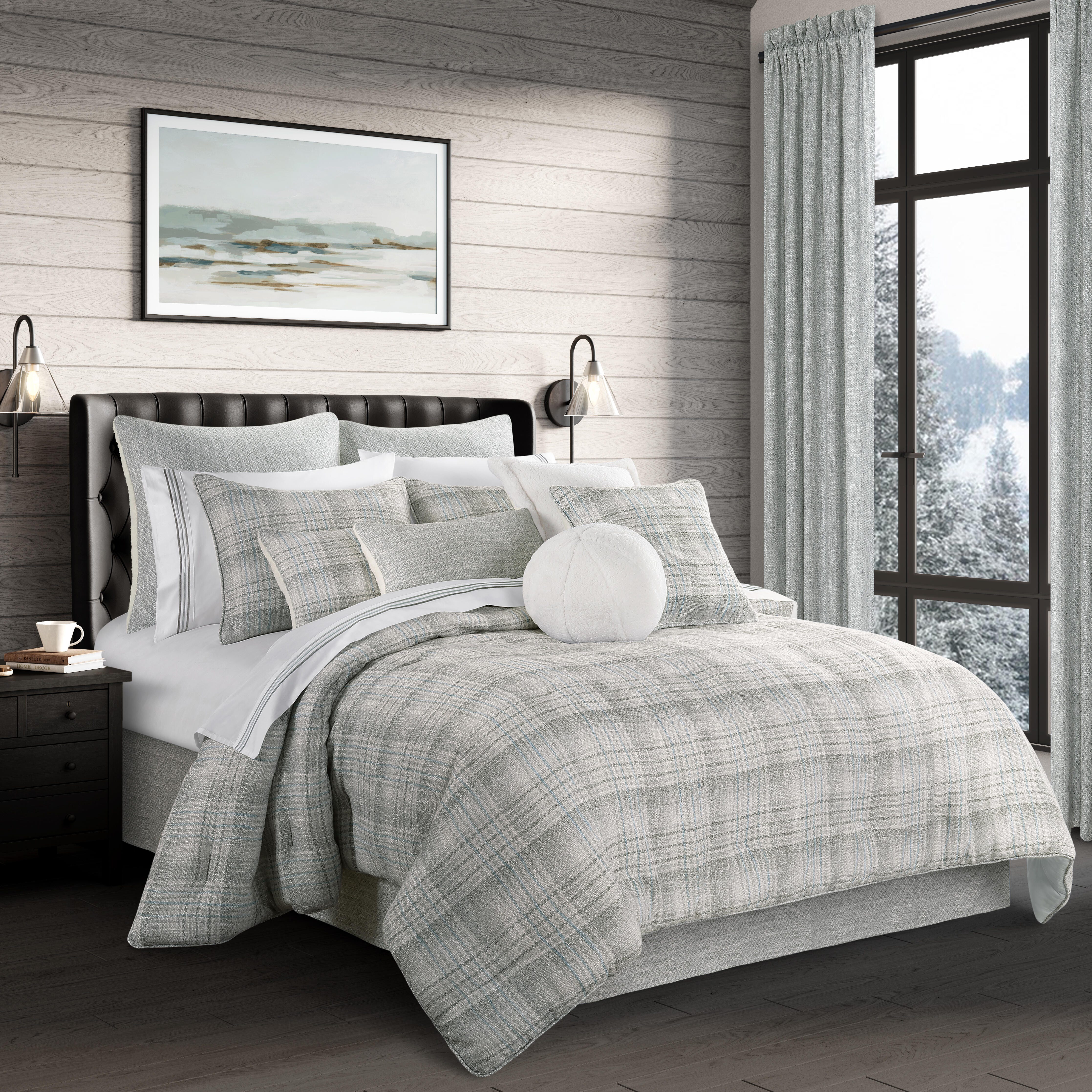 J. Queen New York Alejandro 4 Piece Queen Comforter Set, Green, large