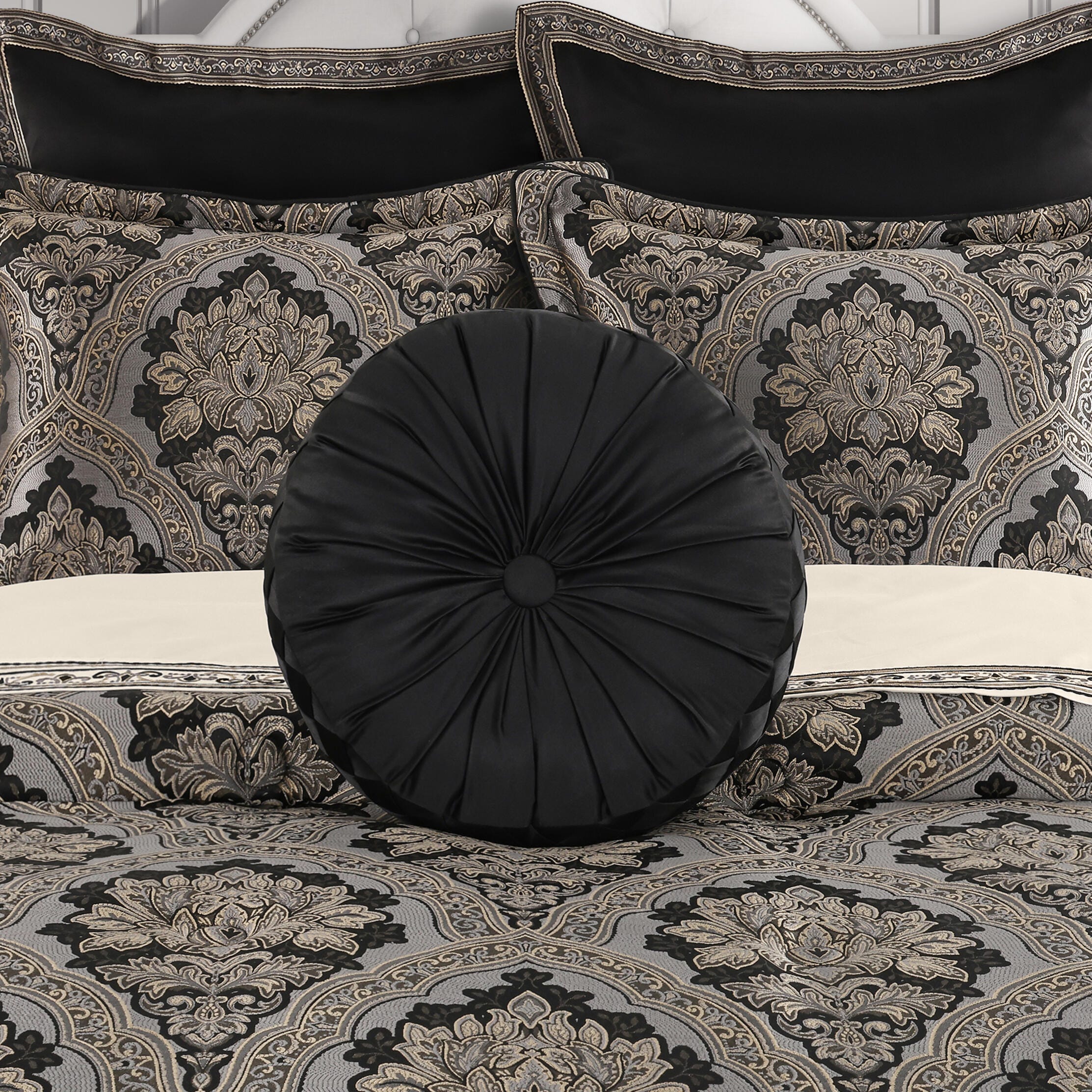 Five Queens Court Harriman Round Decorative Throw Pillow, , rollover