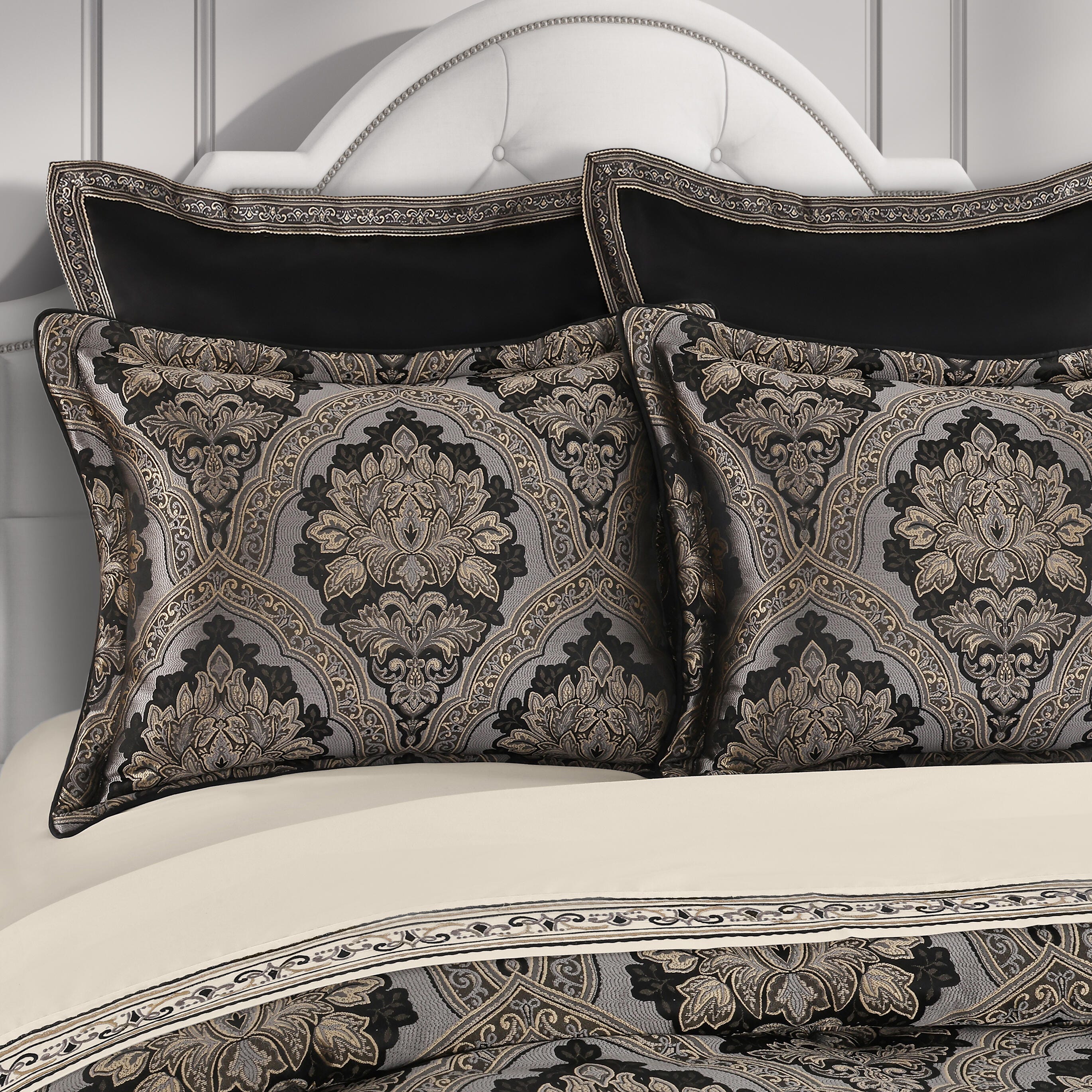 Five Queens Court Harriman 4 Piece King Comforter Set, Black, large