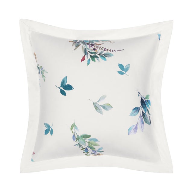J. Queen Cottage Meadow Square Decorative Throw Pillow