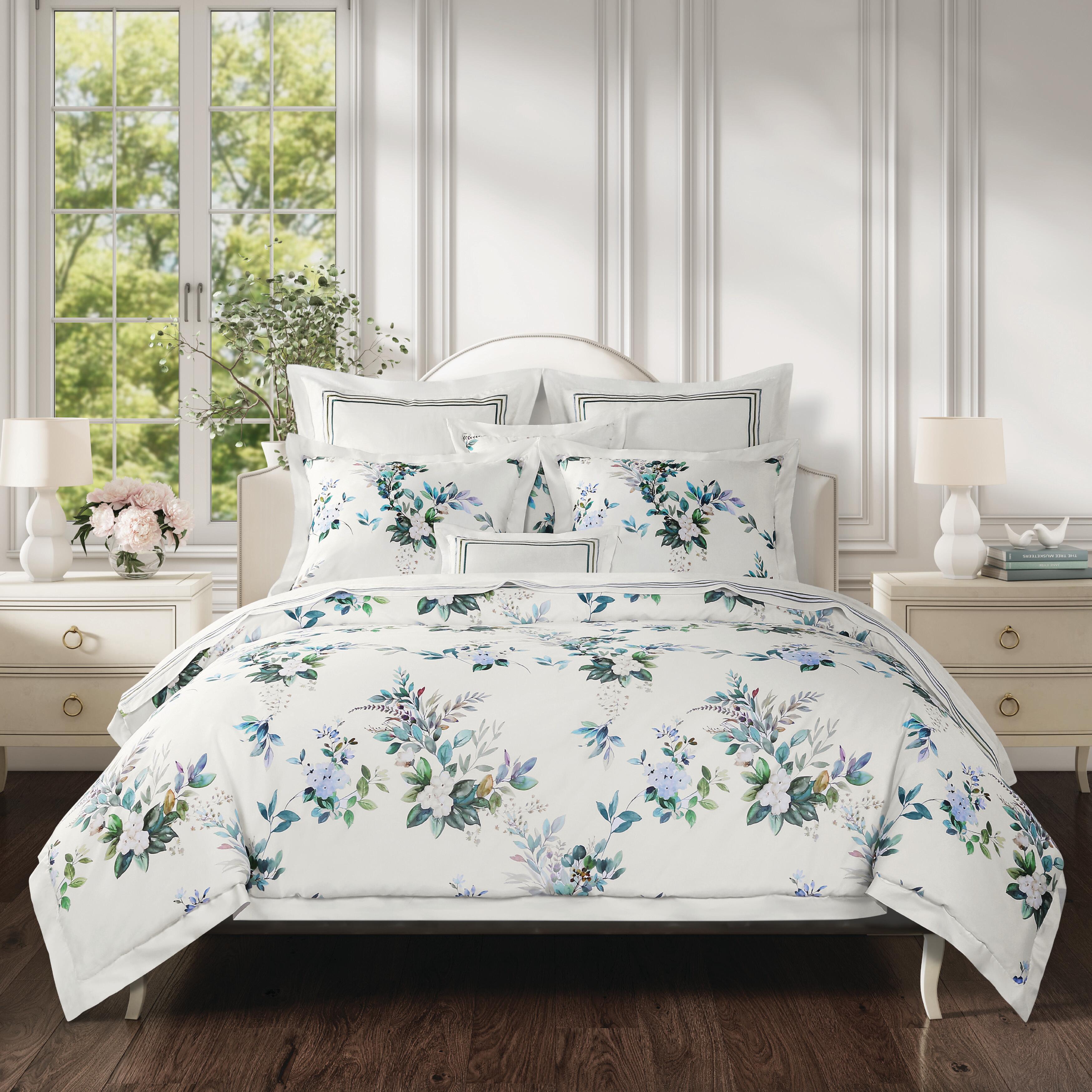 J. Queen Cottage Meadow 3 Piece King/California King Comforter Set, Teal, large