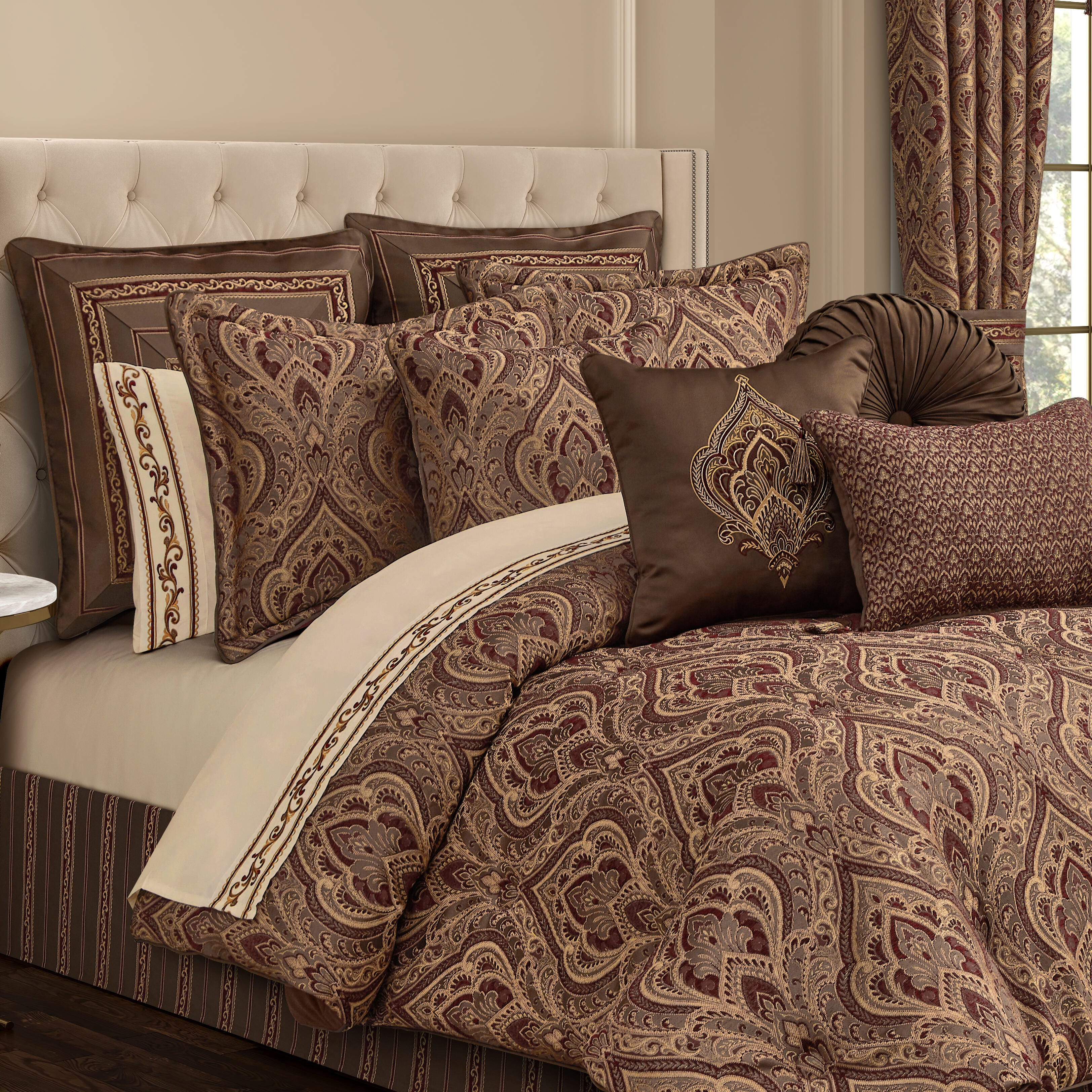 Five Queens Court Odette 4 Piece Queen Comforter Set, Crimson, large