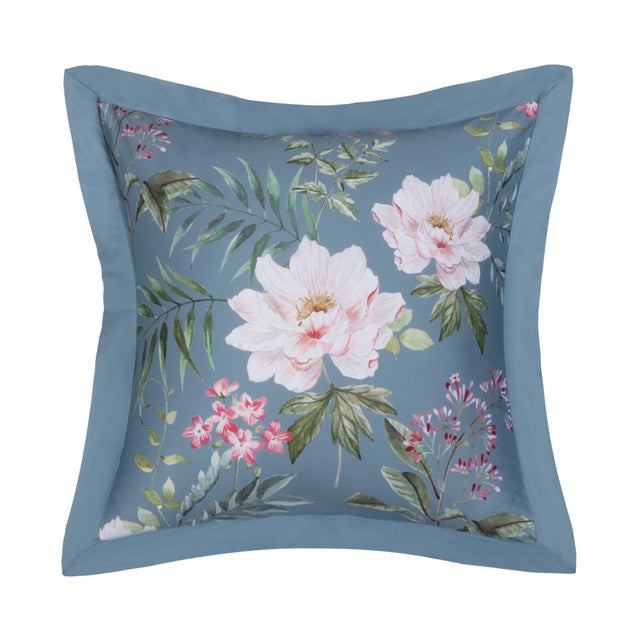J. Queen Cottage Savannah Decorative Throw Pillow