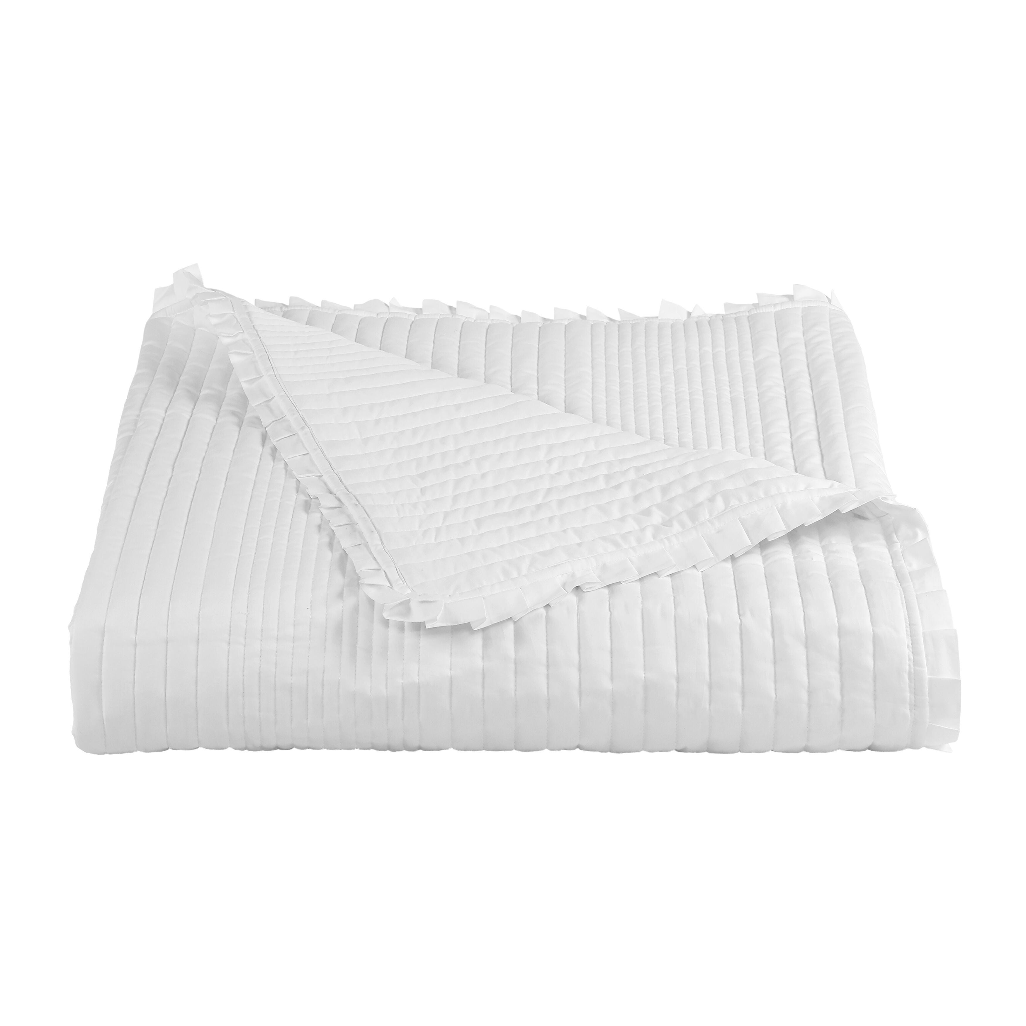 J. Queen Cottage 3 Piece Full/Queen Quilt Set, White, large