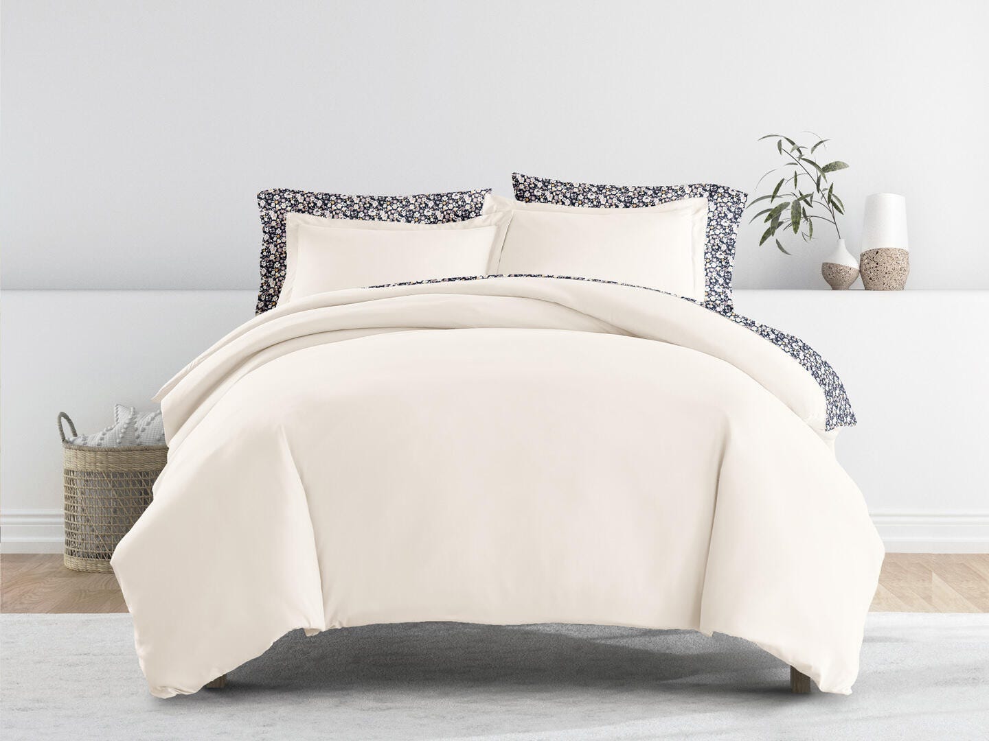 iEnjoy Home Floral Dream 8 Piece King Duvet Set, Ivory, large