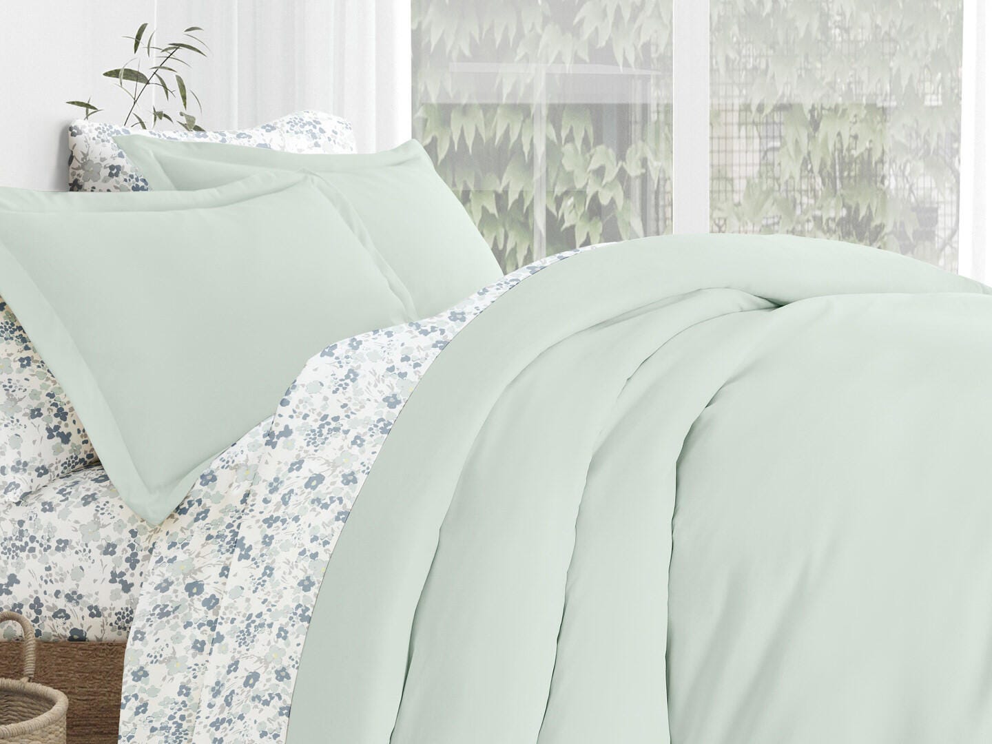 iEnjoy Home 8 Piece Full Duvet Set, Green, large