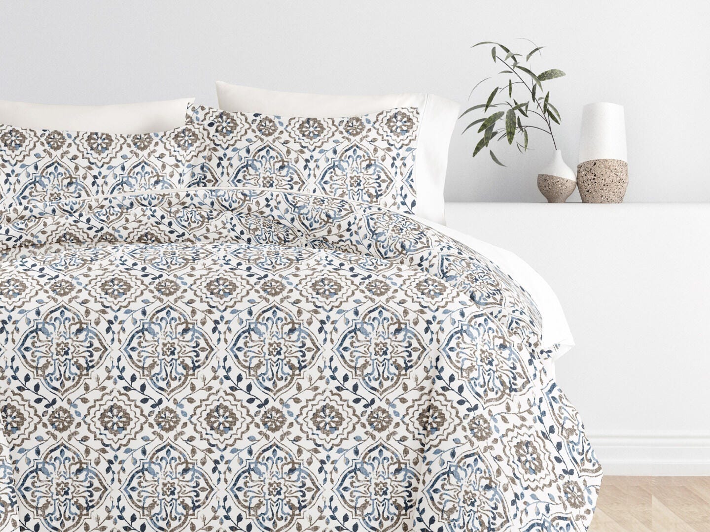 iEnjoy Home Oasis 2 Piece Twin/Twin XL Duvet Set, Taupe, large