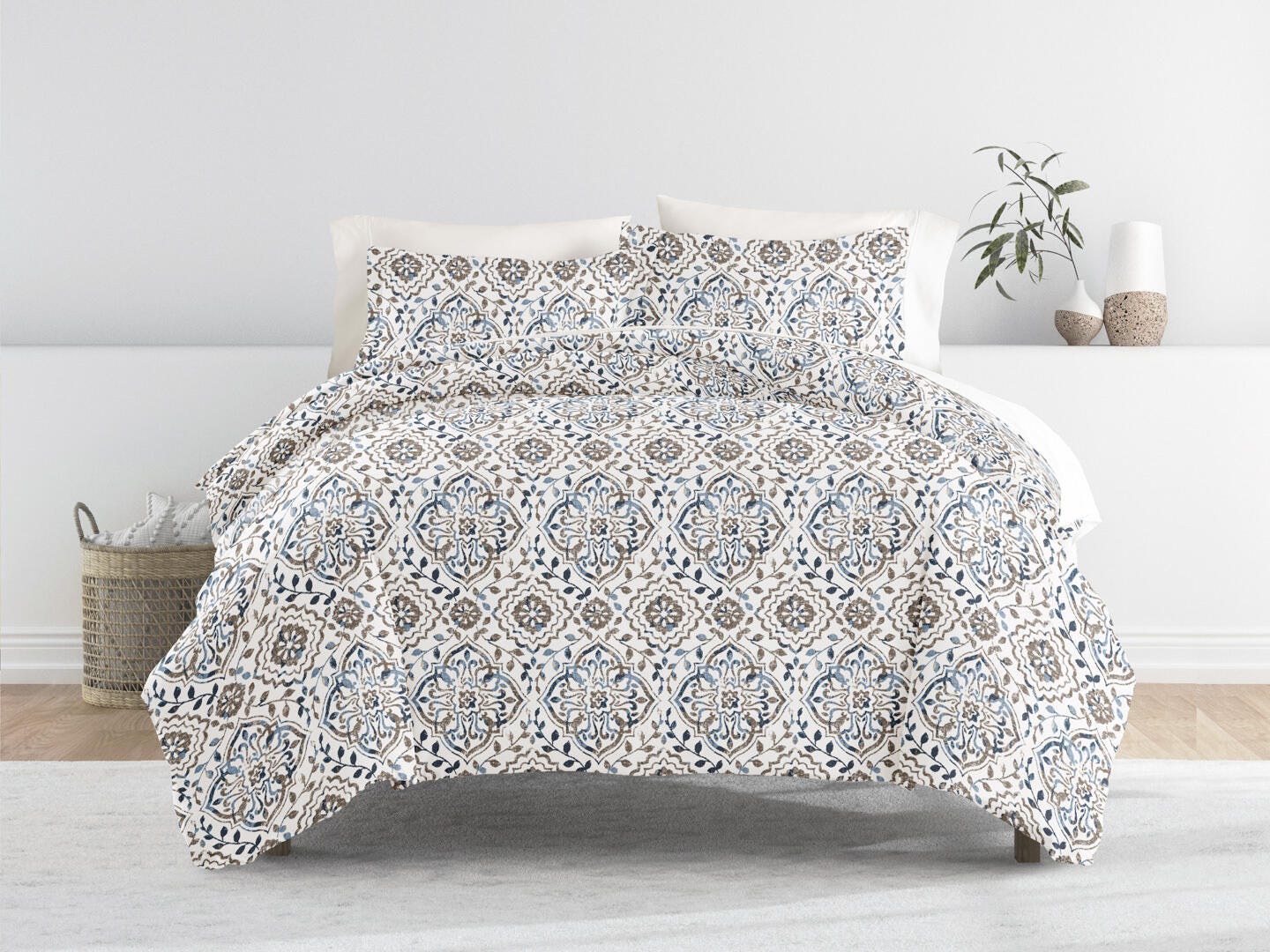 iEnjoy Home Oasis 3 Piece King/California King Duvet Set, Taupe, large