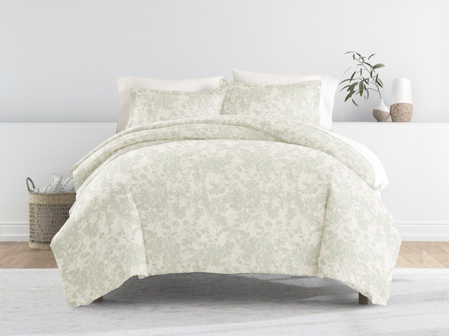 iEnjoy Home Mist 3 Piece Full/Queen Duvet Set, Green Mist, large