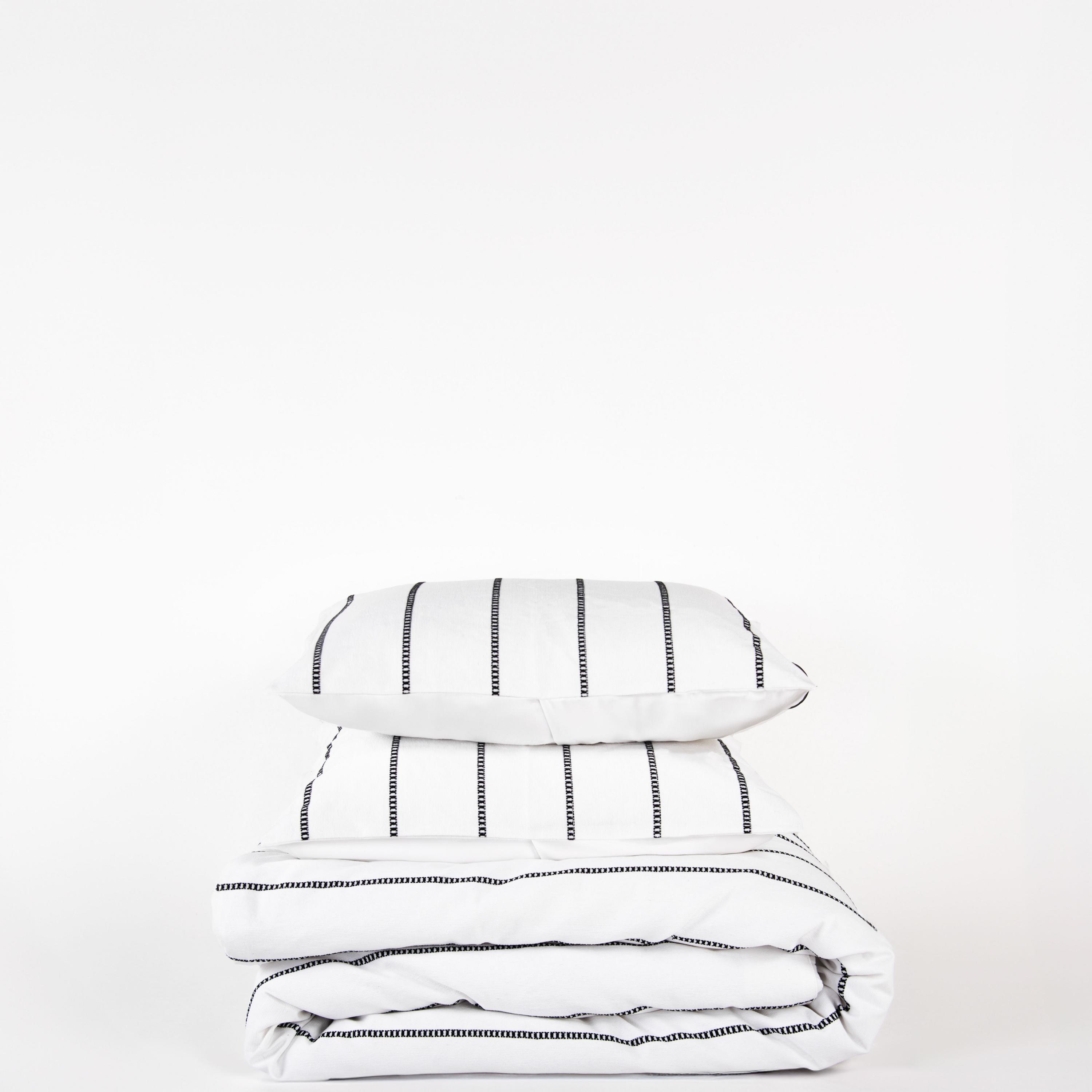 Rizzy Home Willow 3 Piece Queen Comforter Set, Off White, large