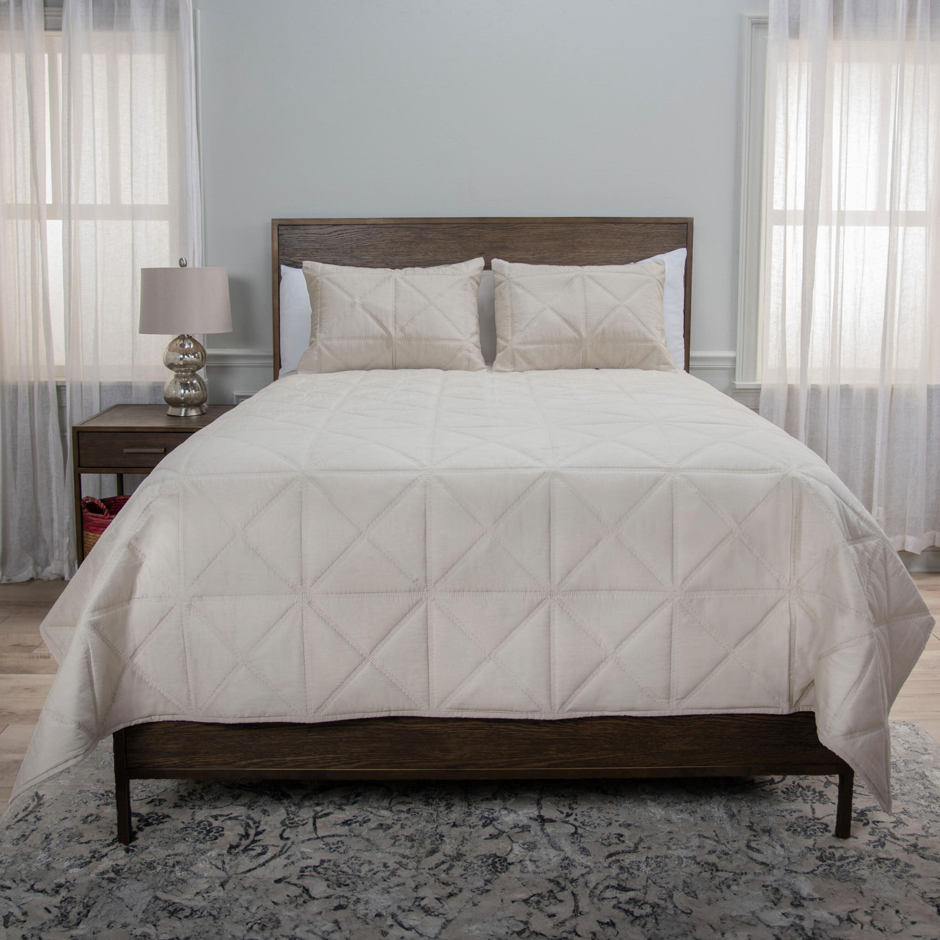 Rizzy Home Blackberry Grove Solid 3 Piece King Quilt Set, Beige, large