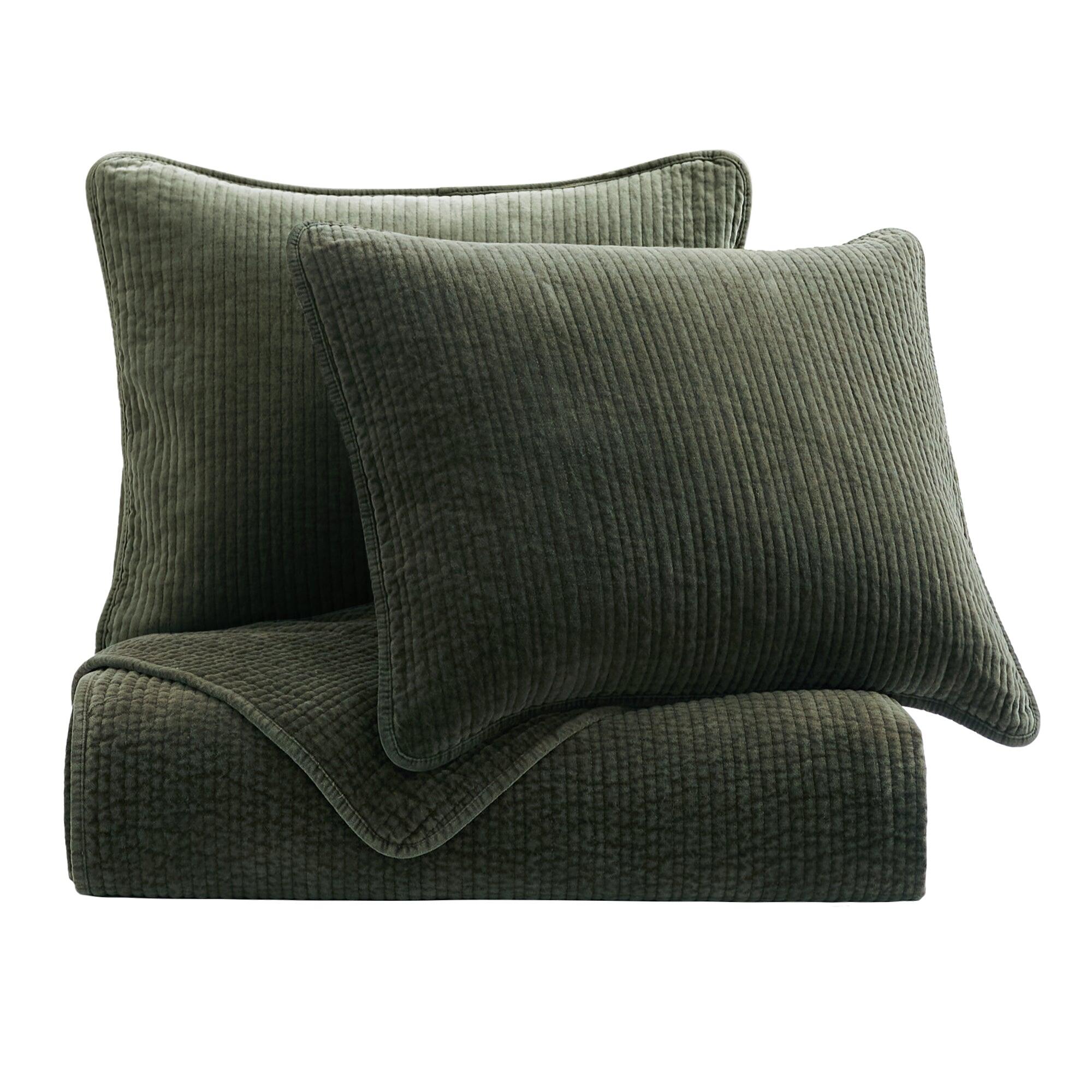 HiEnd Accents Solid 3 Piece Queen Quilt Set, Fern Green, rollover