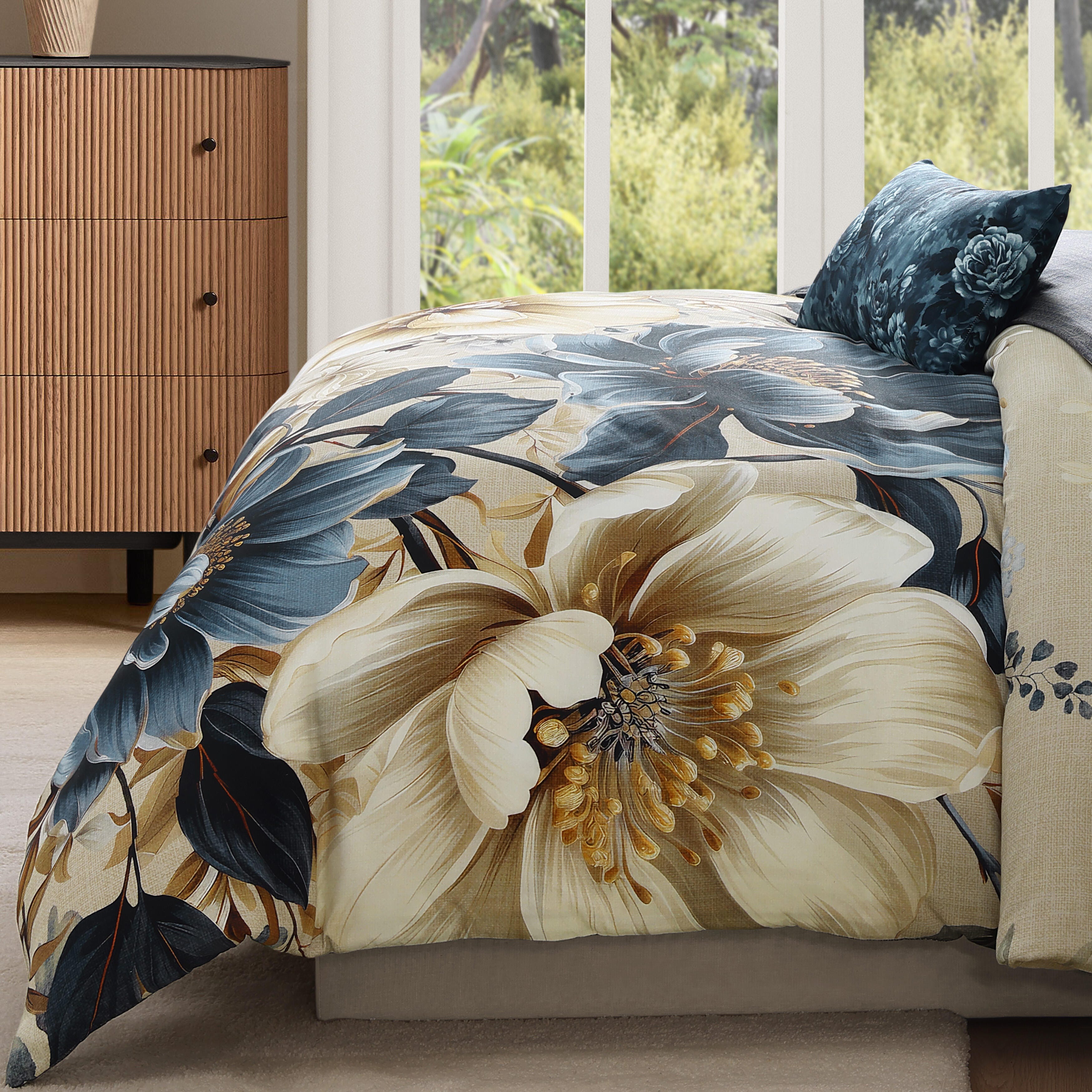 Bebejan English Manor 5 Piece Queen Comforter Set, Blue/Ivory, large