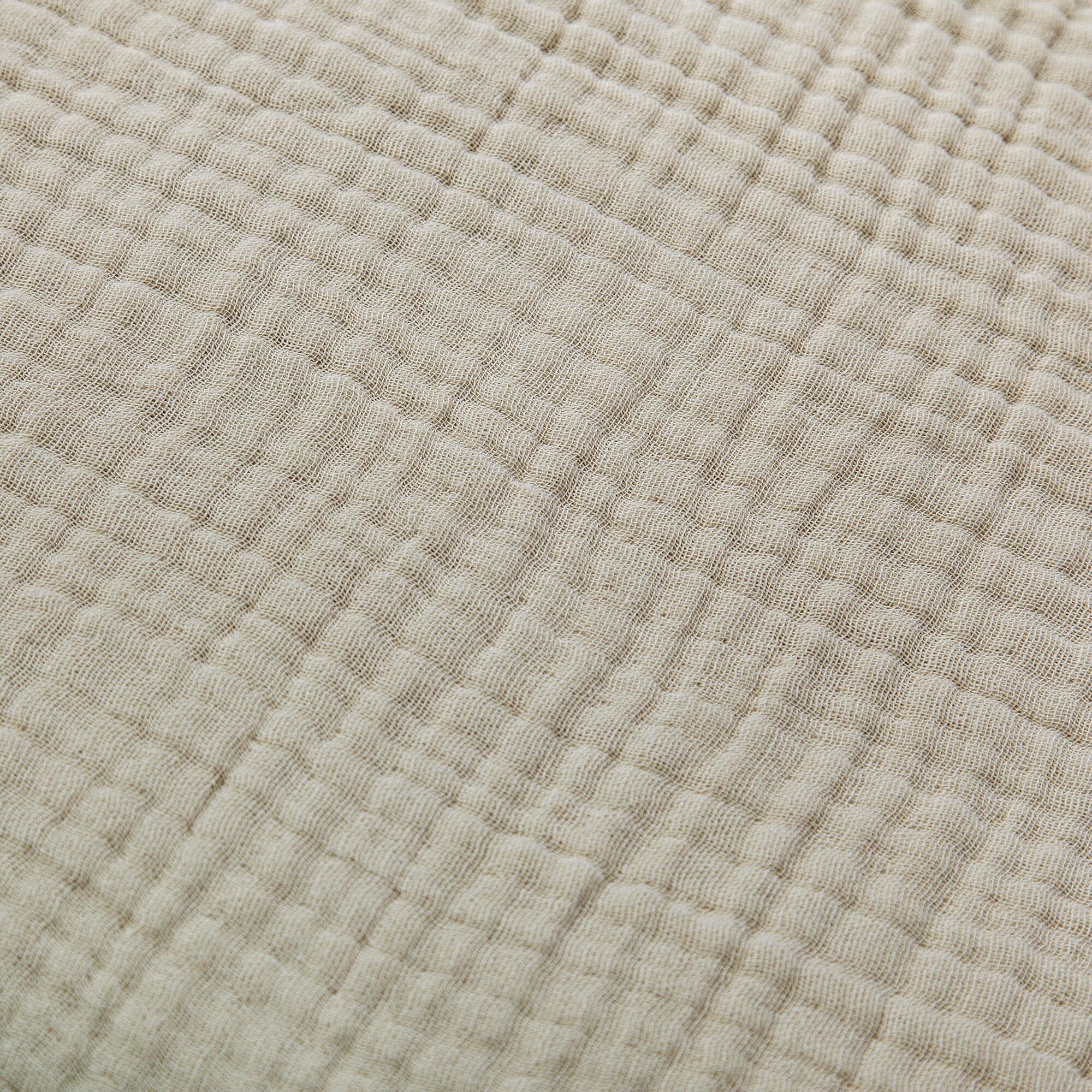 Swatch color Sable 