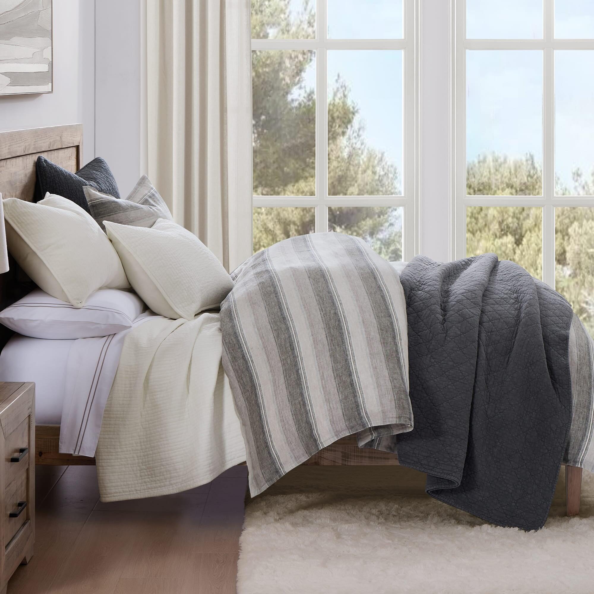 HiEnd Accents Slumber 3 Piece Queen Duvet Cover Set, Charcoal, large
