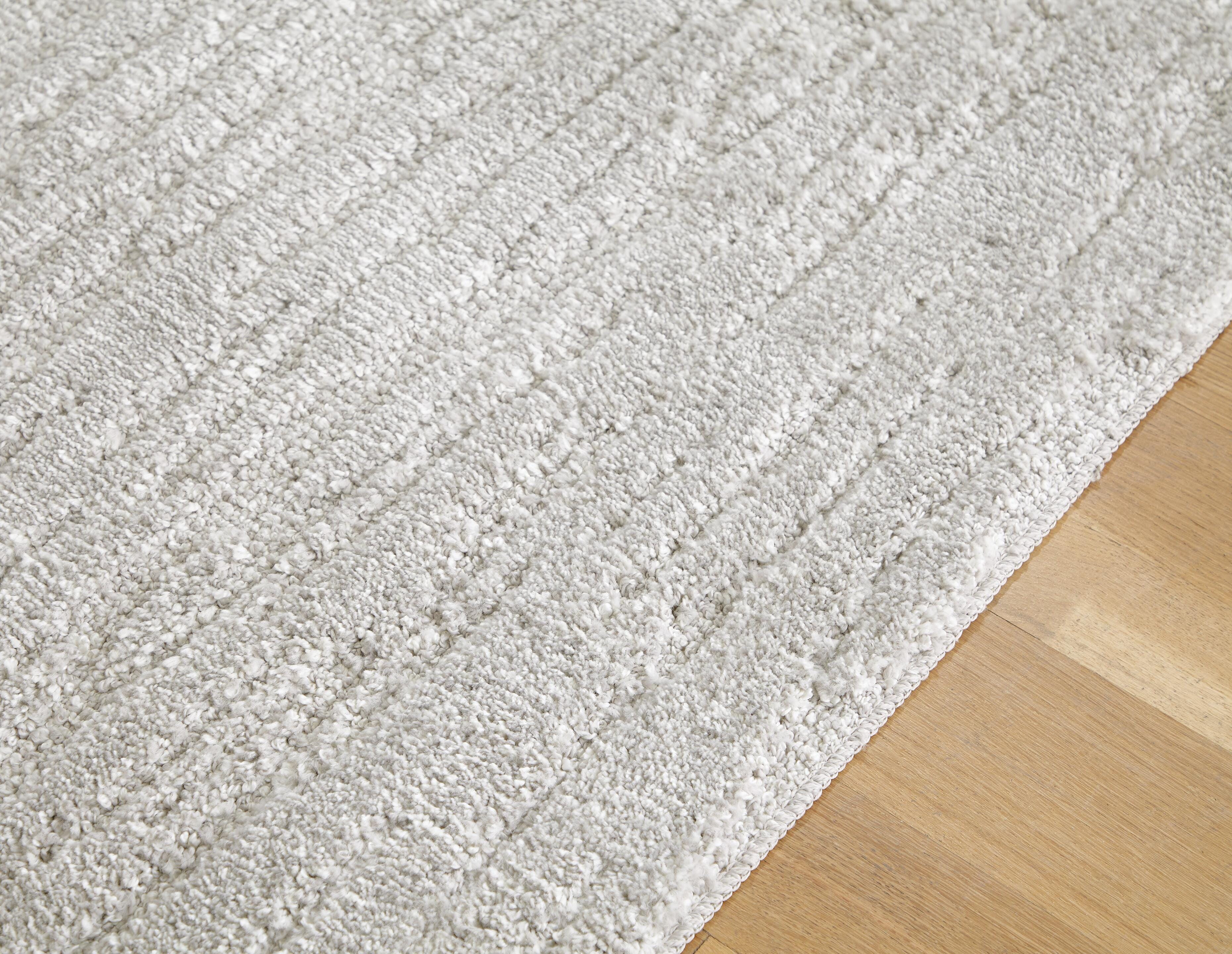 Ivygail 7'5" x 9'6" Rug - image 3
