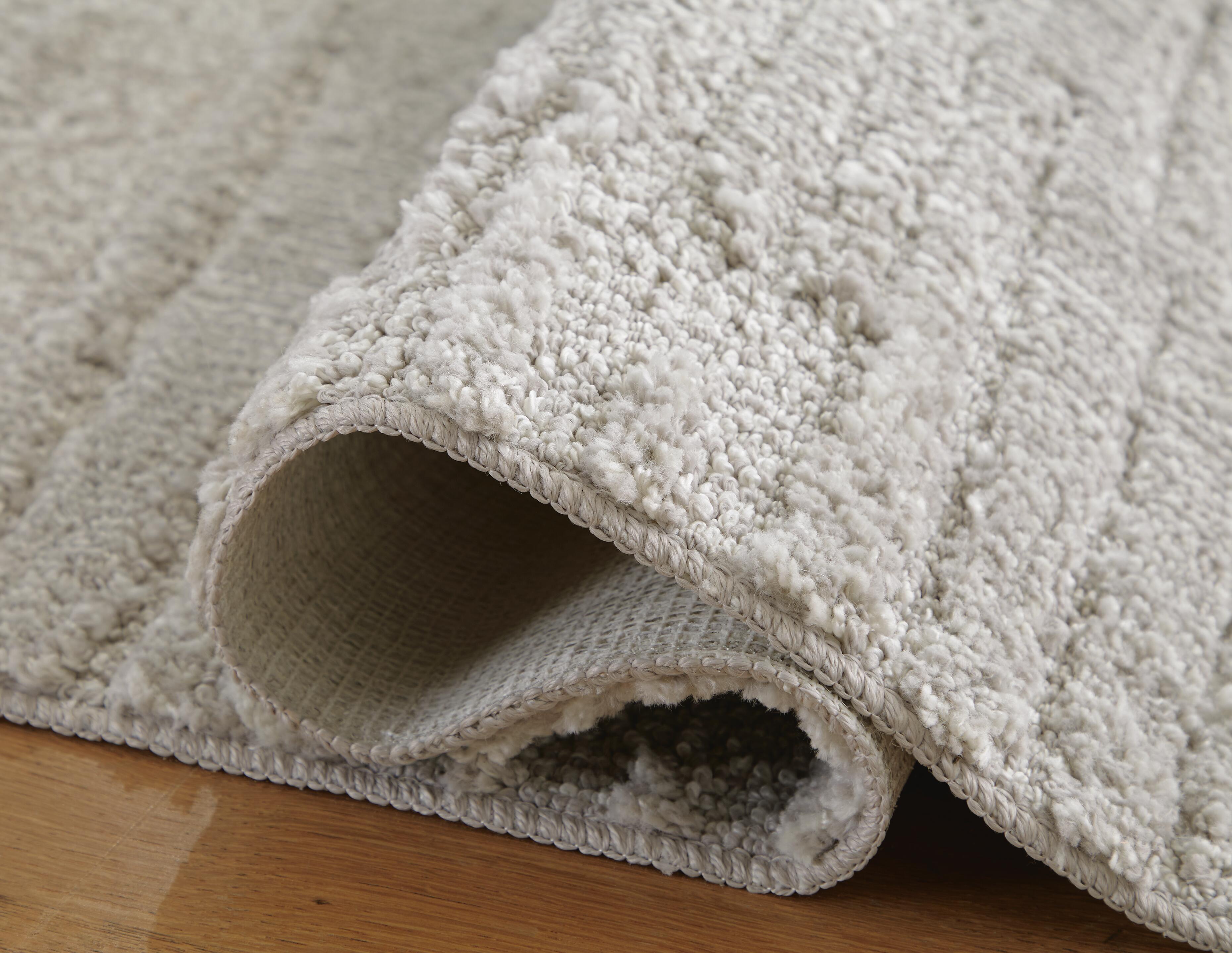 Ivygail 7'5" x 9'6" Rug - image 4