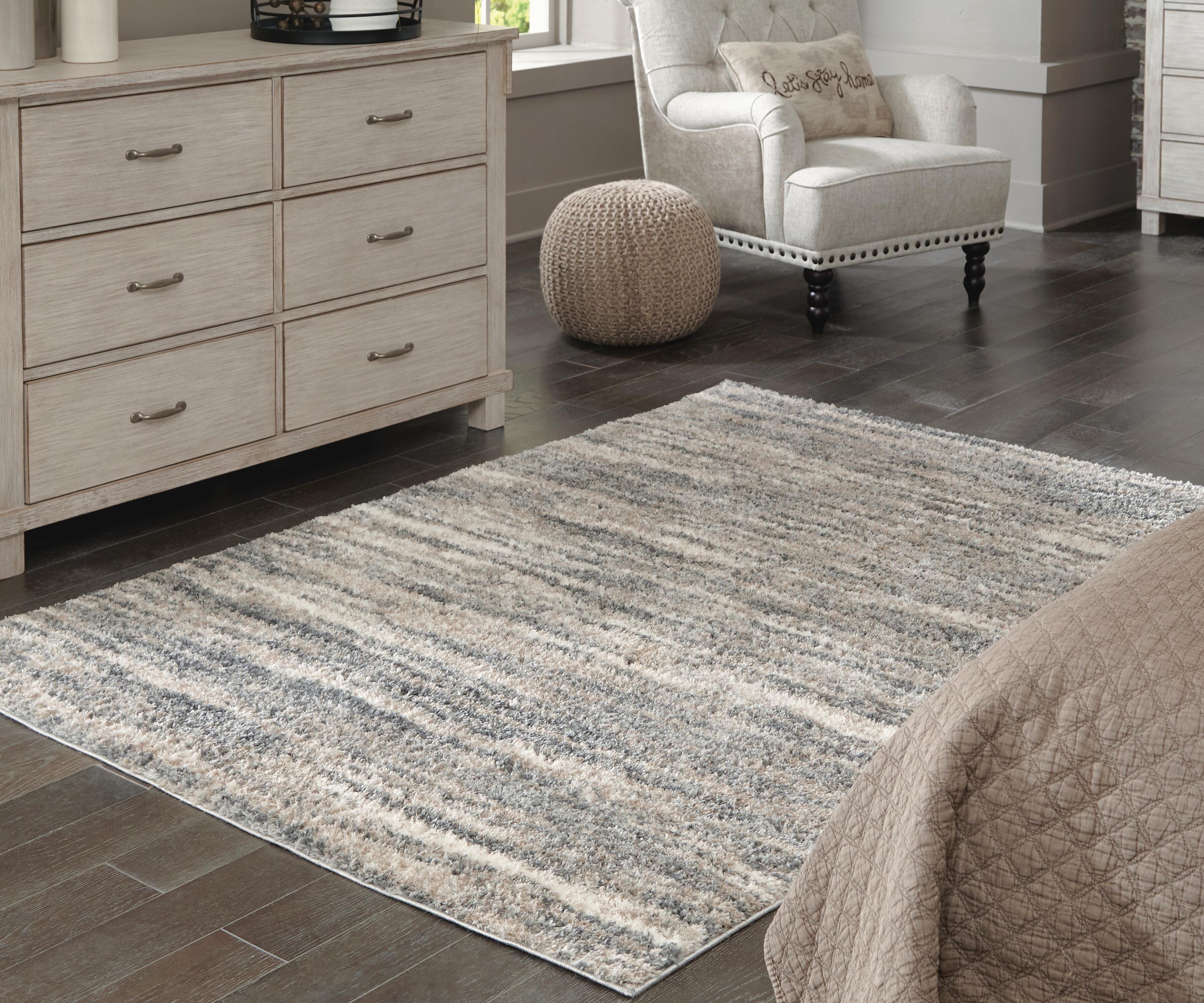 Gizela 7'10" x 10' Rug, Ivory/Beige/Gray, rollover