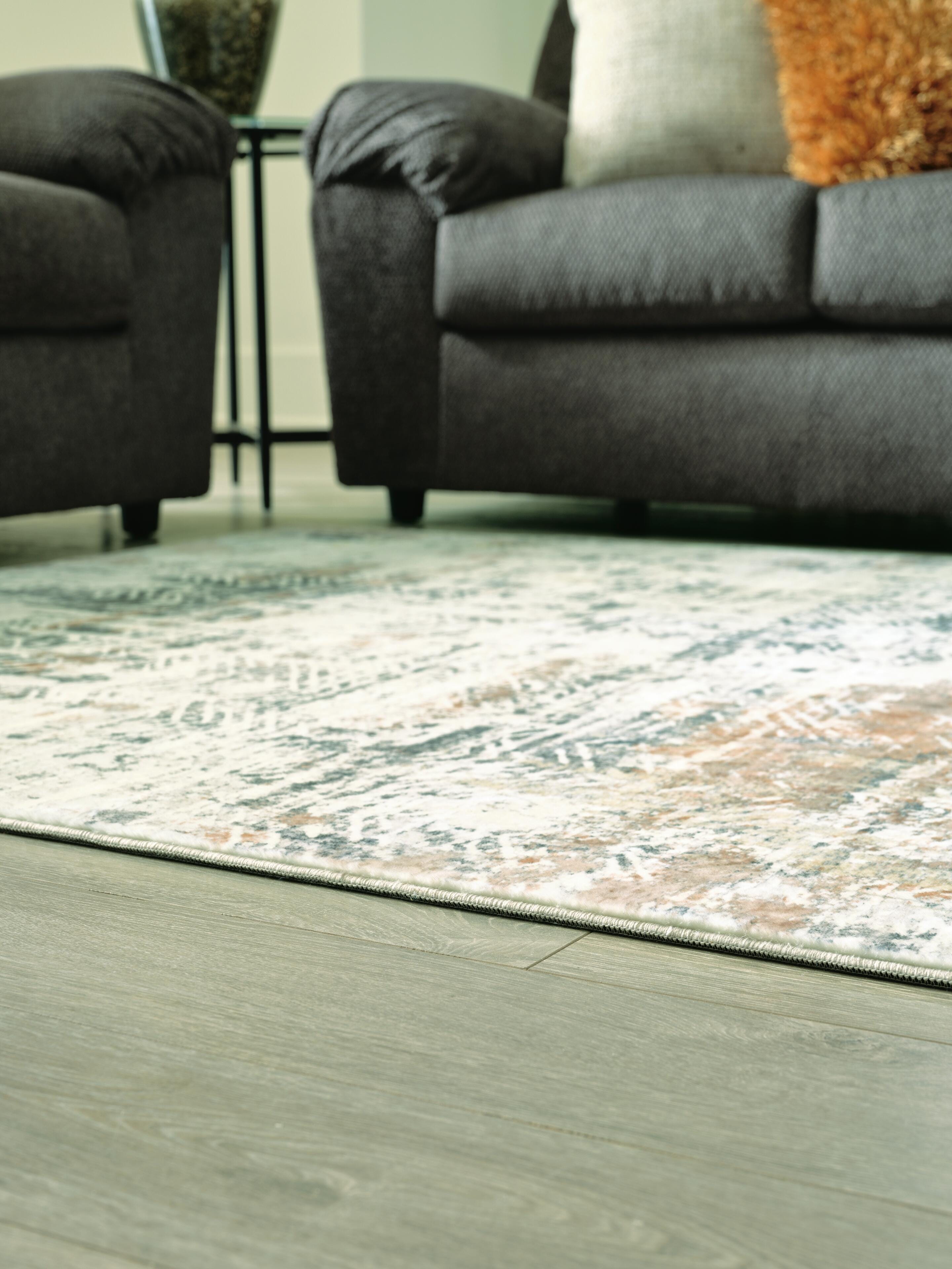 Redlings 5' x 7' Rug - image 3