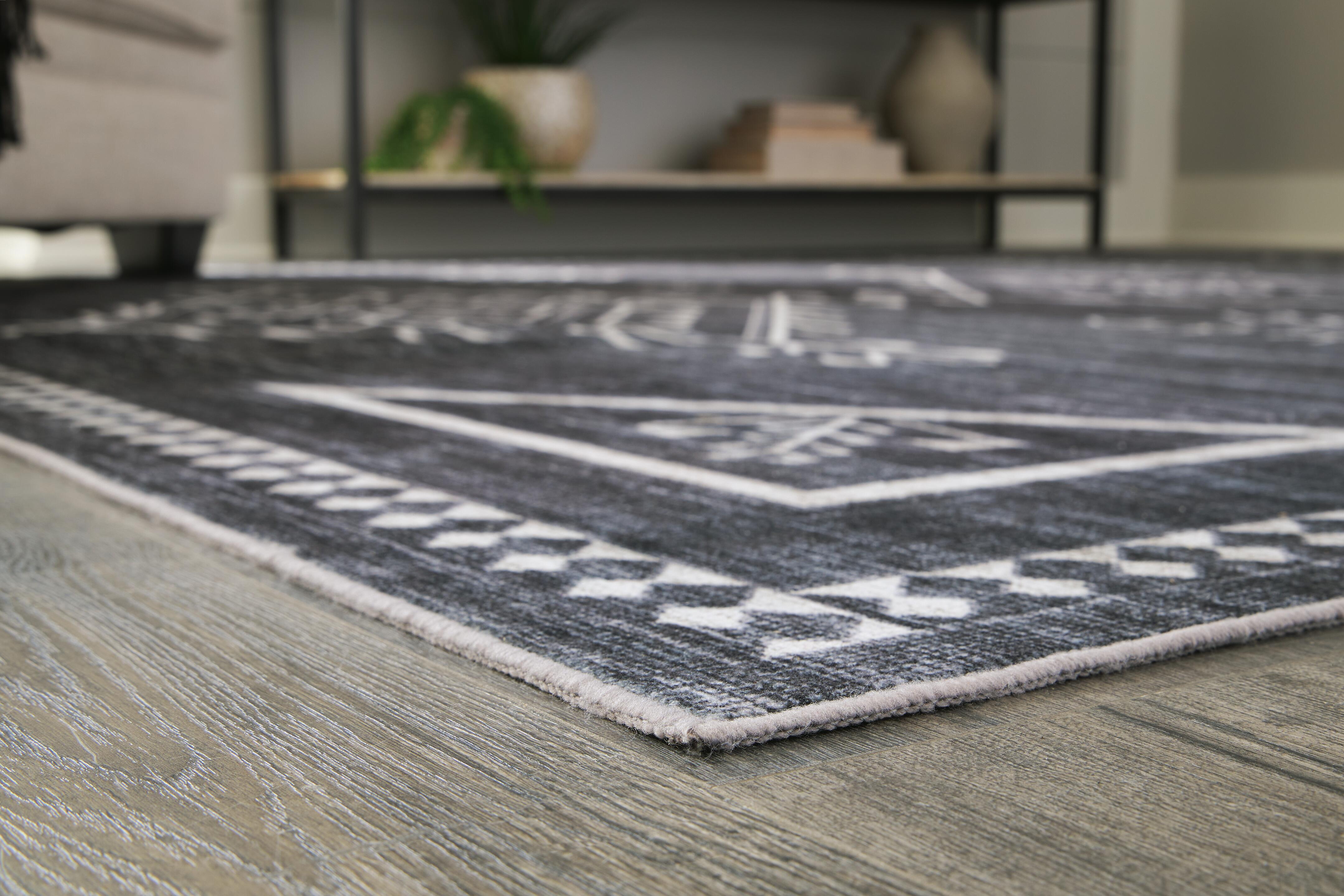 Arloman 5' x 7' Washable Rug - image 4
