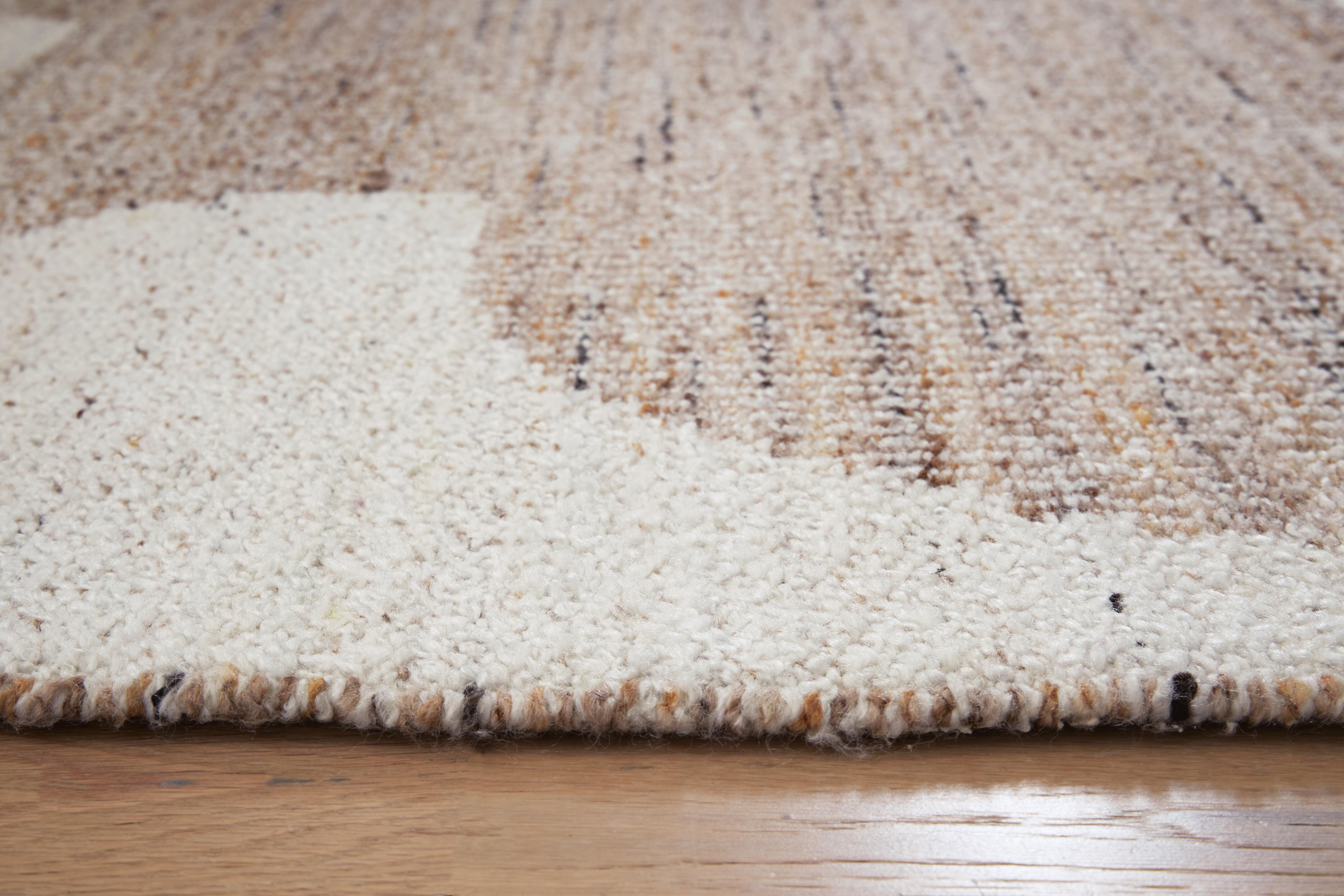 Brynnfield 8' x 10' Rug - image 3