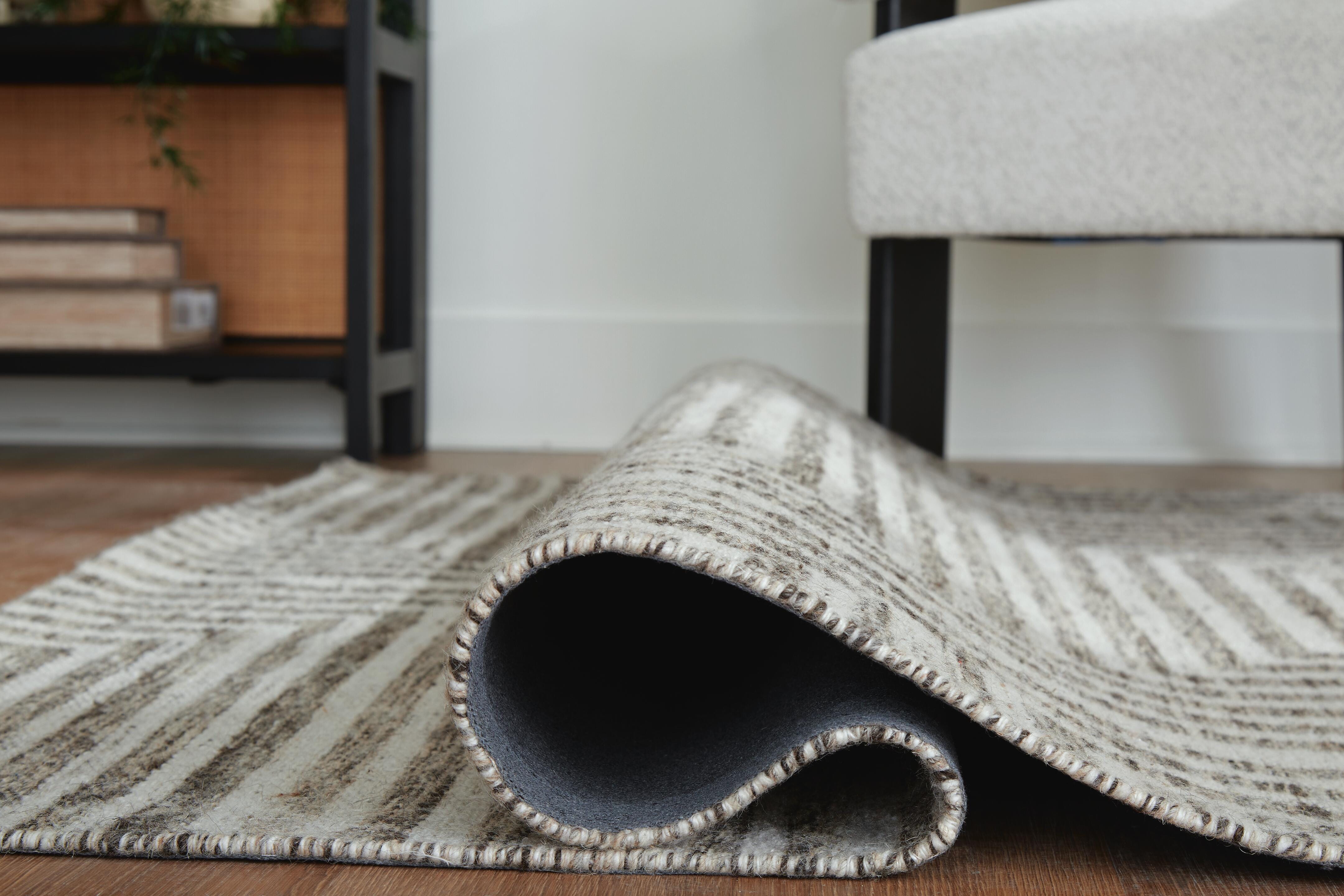 Jossen 8' x 10' Rug - image 4