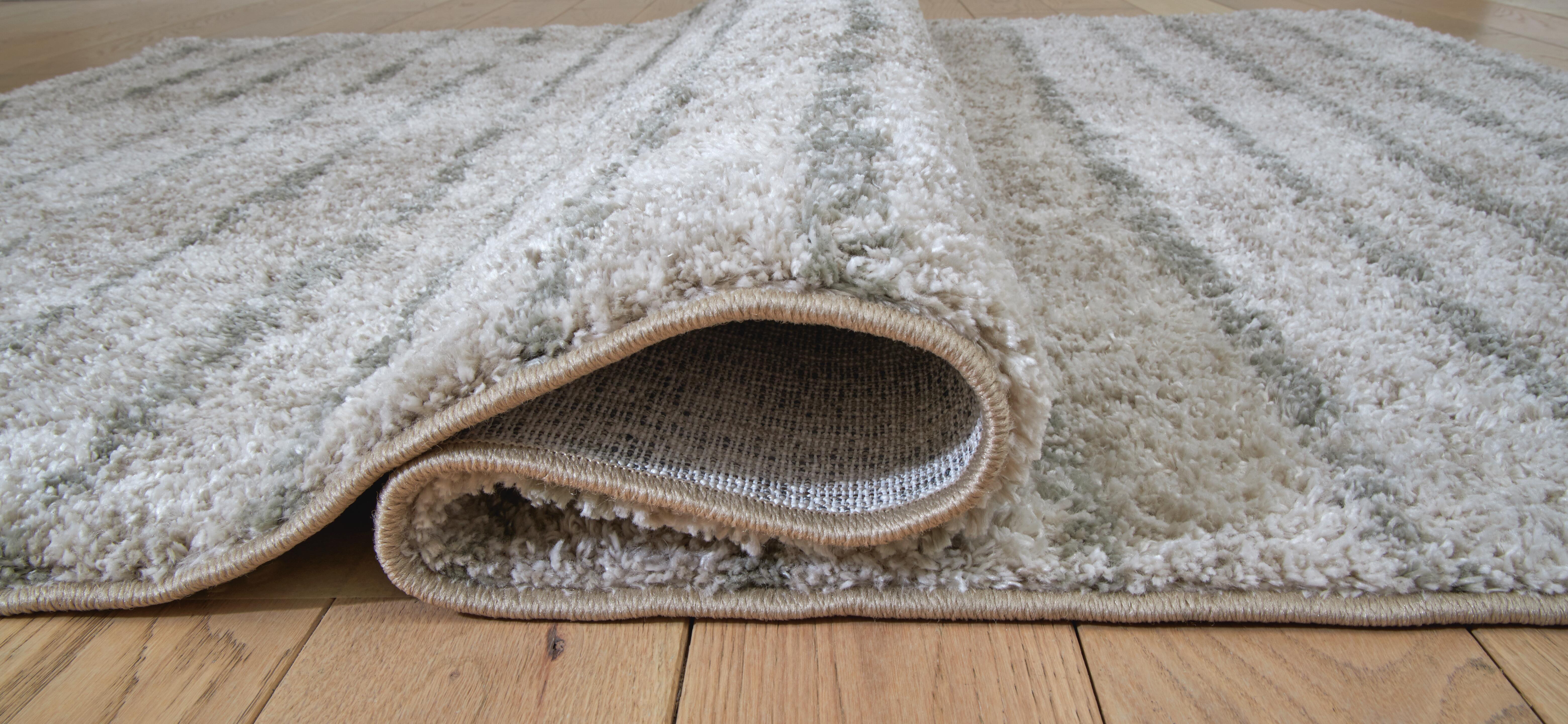 Laddway 5' x 7' Rug | Ashley