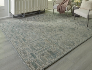 Jossland 8' x 10' Rug, Green/Ivory, rollover