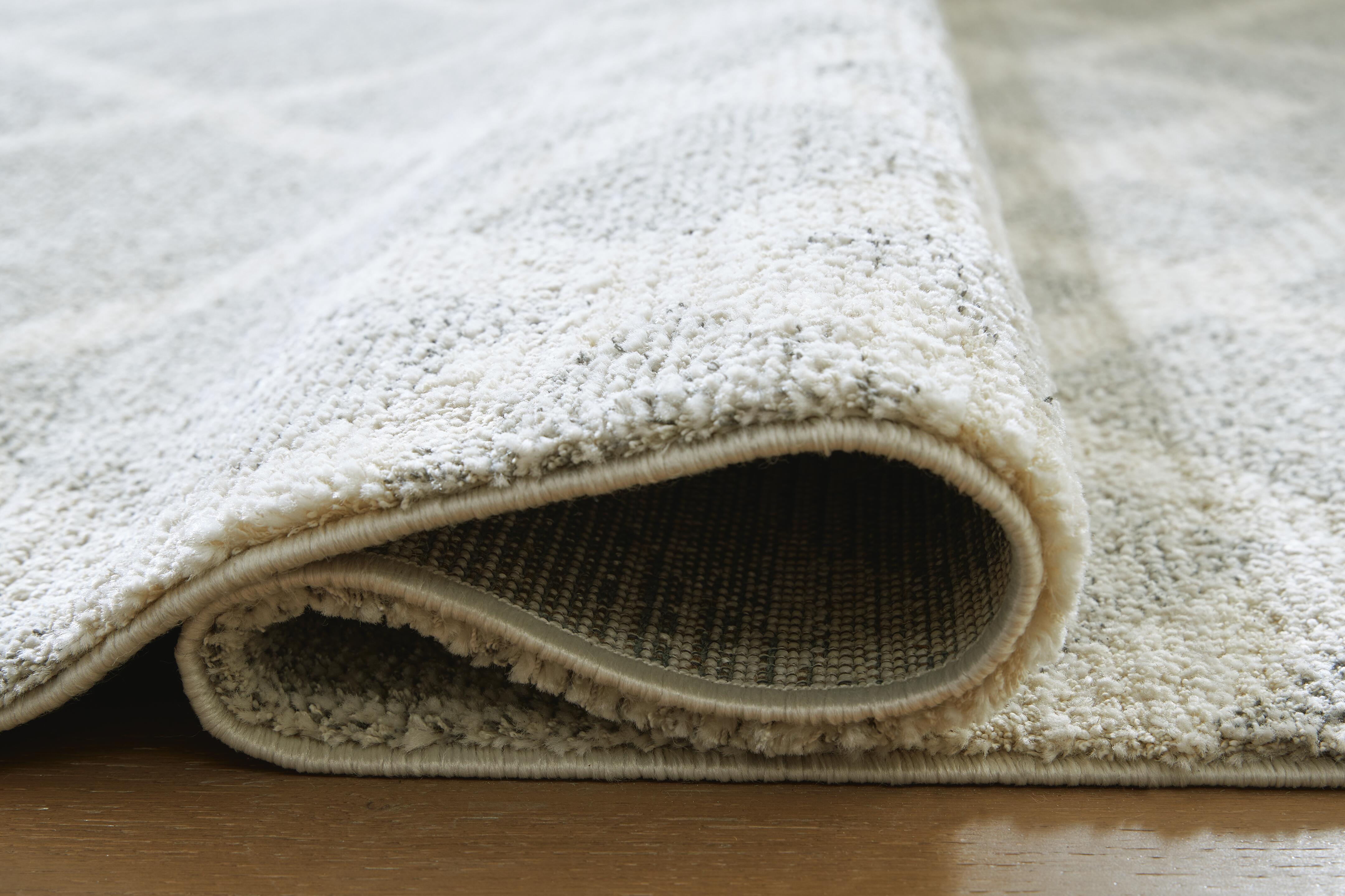 Unawick Medium Rug - image 3